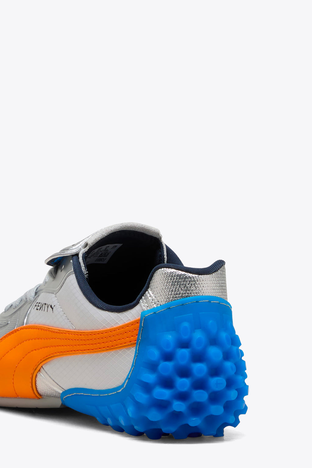 alt-image__FENTY-X-PUMA-AVANTI-LS-X-Argento