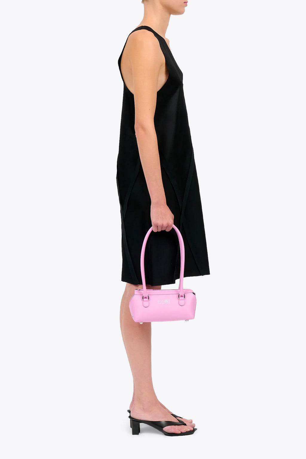 alt-image__Borsa-piccola-a-bauletto-in-pelle-rosa