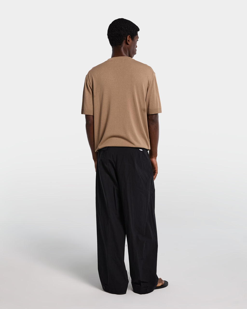 alt-image__T-shirt-in-viscosa-color-cammello