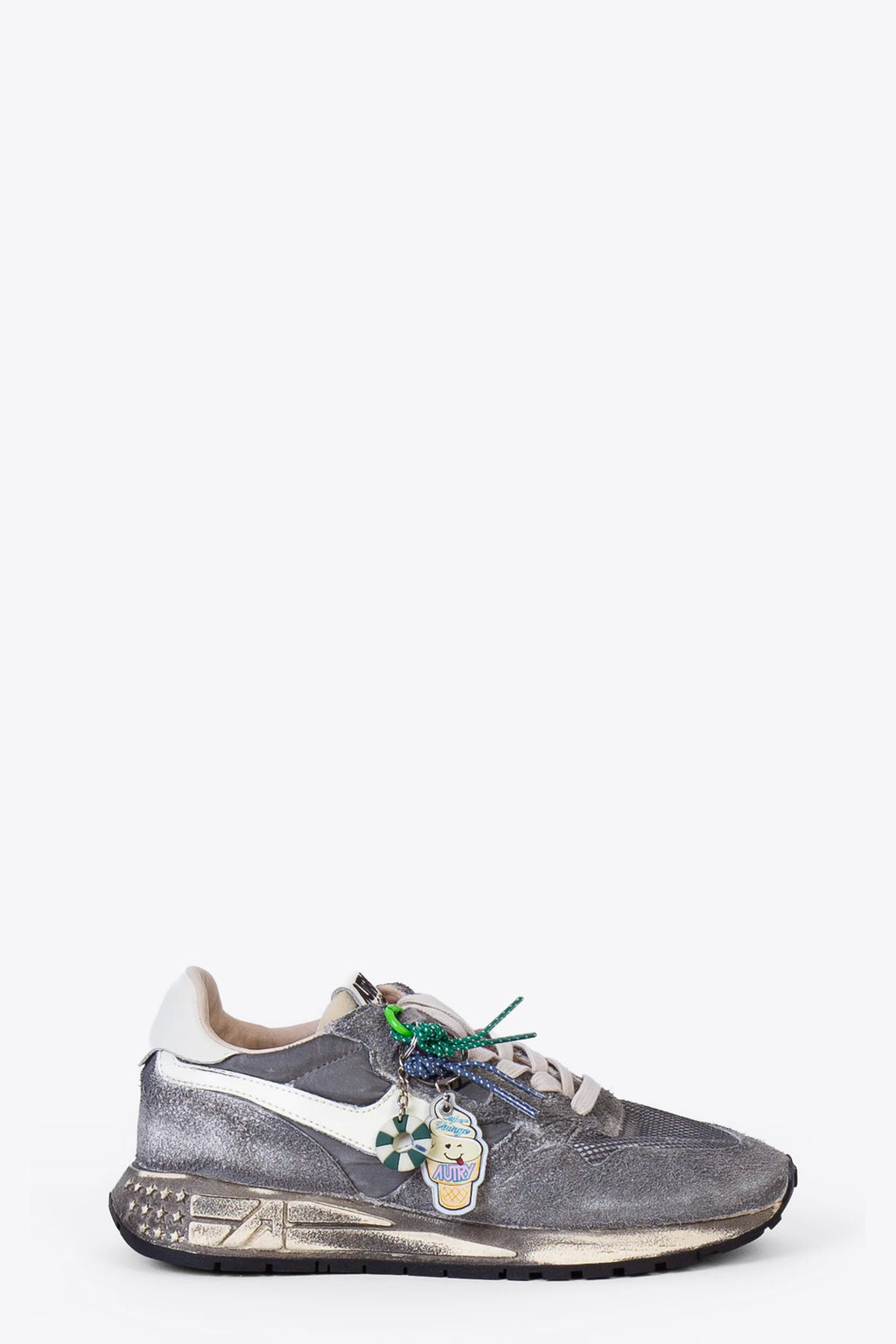 alt-image__Sneaker-bassa-in-nylon-grigio-e-pelle-scamosciata-distressed-con-ciondoli---Reelwind-Sup-Vint-low