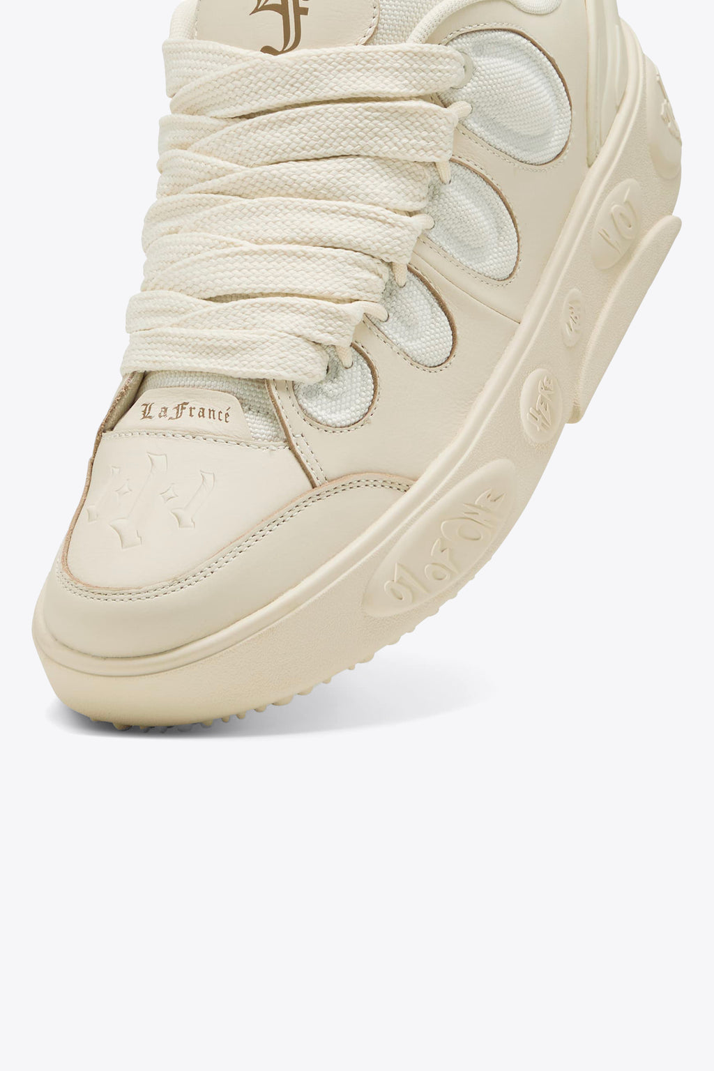 alt-image__Sneaker-bassa-in-pelle-panna---La-France-Moment