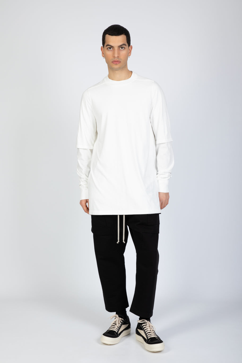 alt-image__White-cotton-layered-t-shirt-with-long-sleeves---Hustler-T