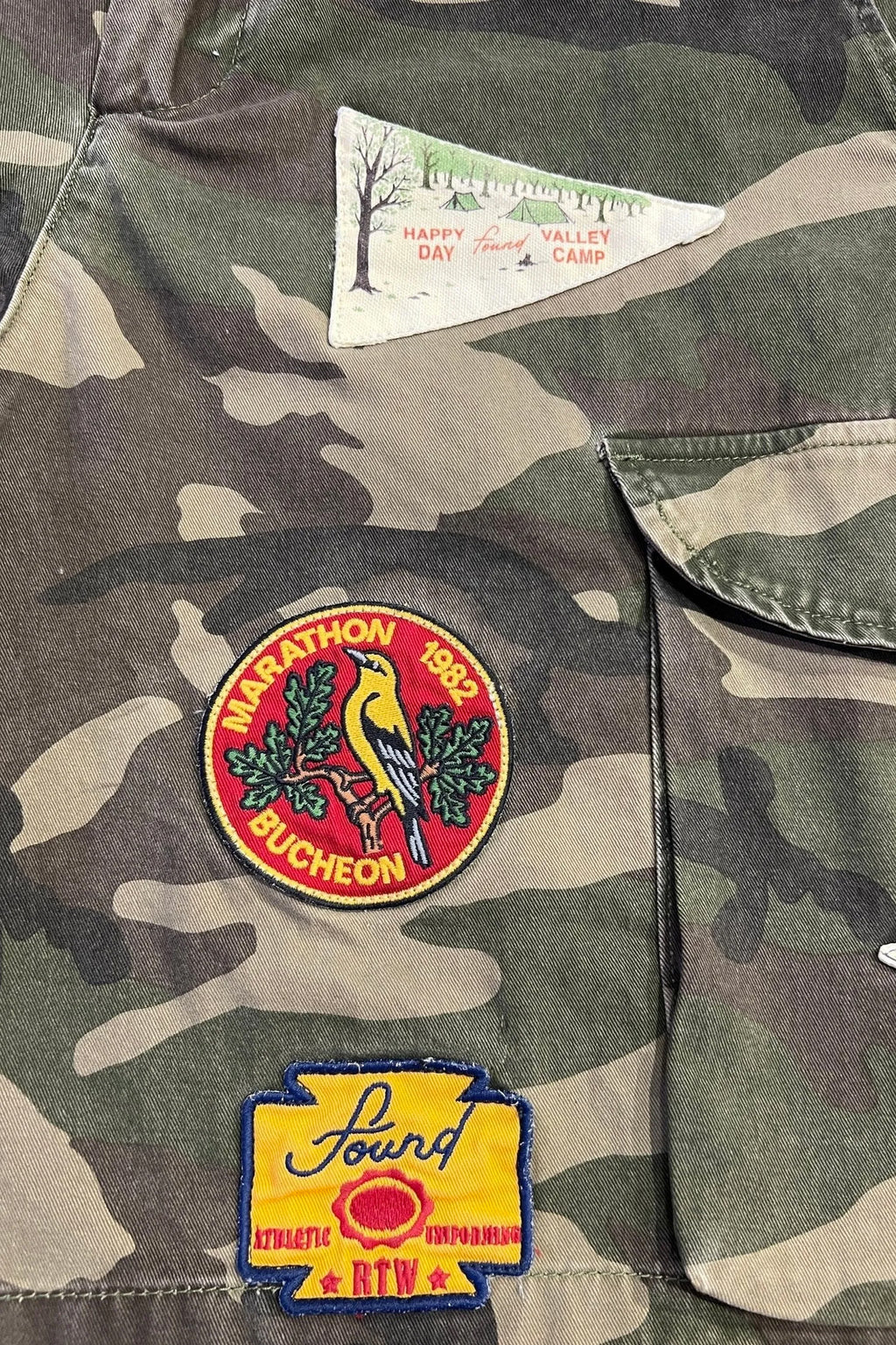 alt-image__Camouflage-cargo-short-with-embroidered-patches---Camo-Patchwork-Cargo-Shorts