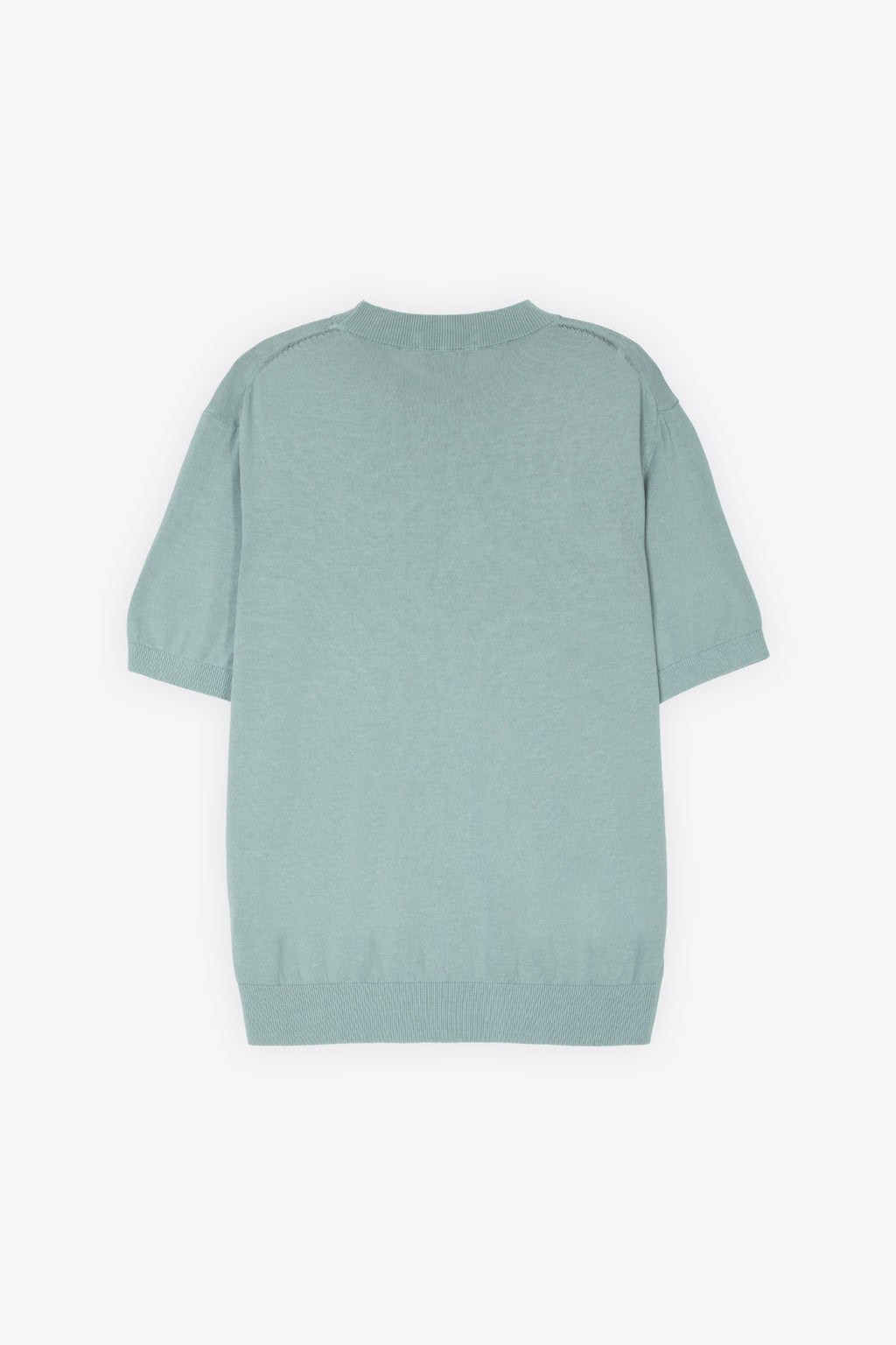 alt-image__T-shirt-in-maglia-verde-salvia