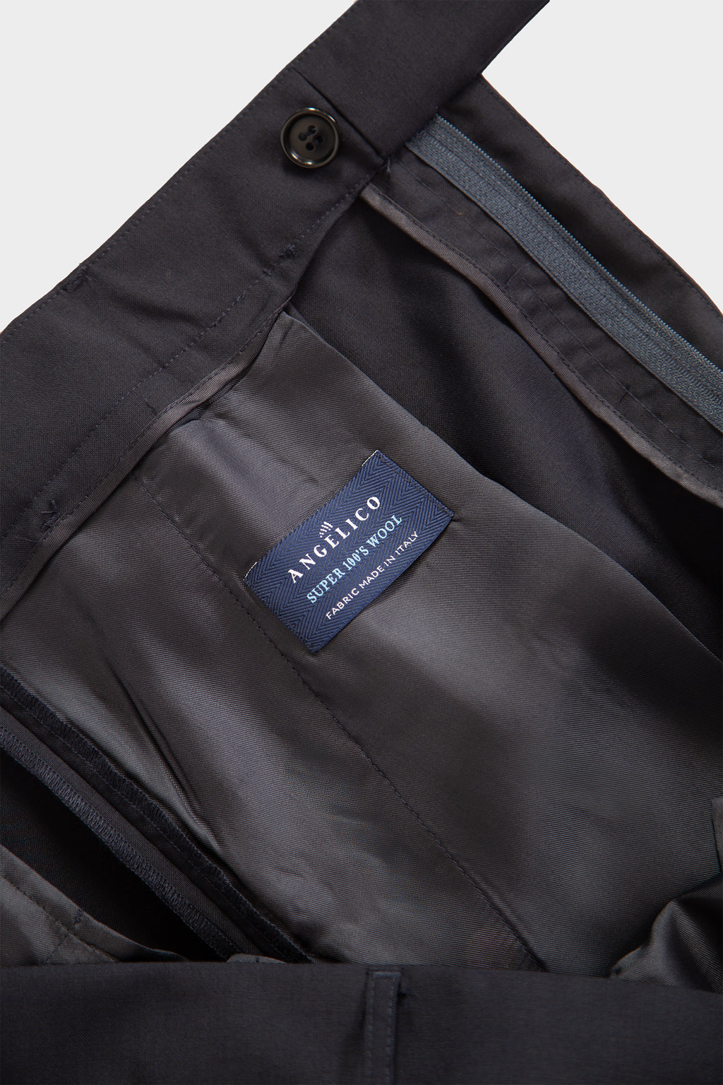 alt-image__Pantalone-blu-navy-in-frescolana-con-pince-frontale