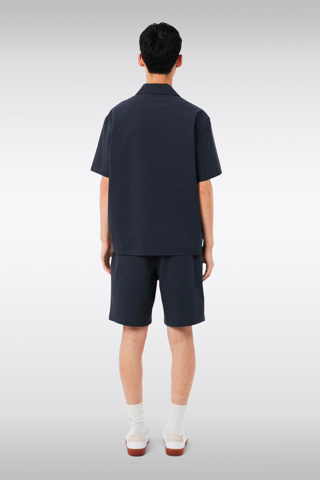 alt-image__Shorts-in-seersucker-a-righe-nero-e-grigo-con-coulisse