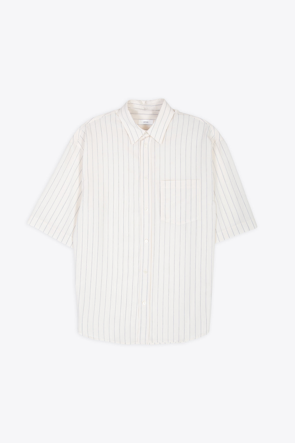 alt-image__Camicia-in-cotone-panna-a-righe-blu-con-maniche-corte