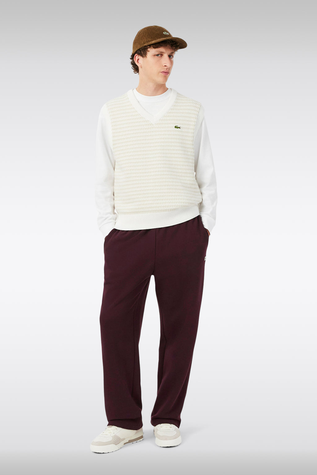 alt-image__PANTALONI-TUTA-Bordeaux
