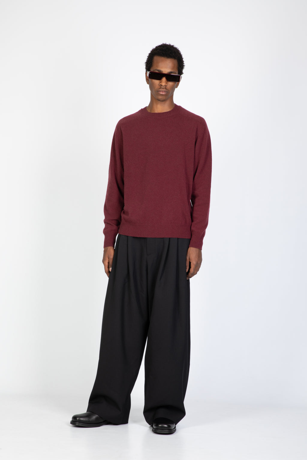 alt-image__Pullover-girocollo-in-lana-bordeaux