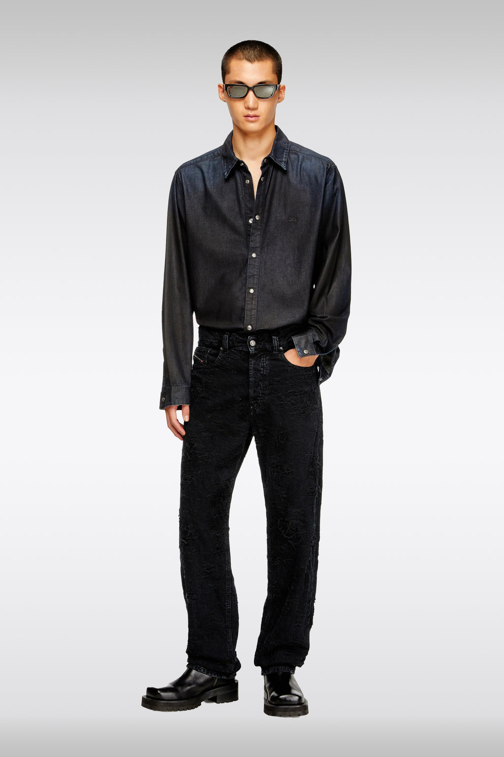 alt-image__Jeans-5-tasche-relaxed-fit-in-denim-destroyed---2024-D-Macs