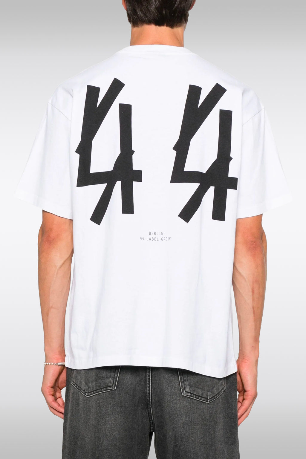 alt-image__T-shirt-bianca-in-cotone-con-logo-al-petto-e-sul-retro---Classic-Tee