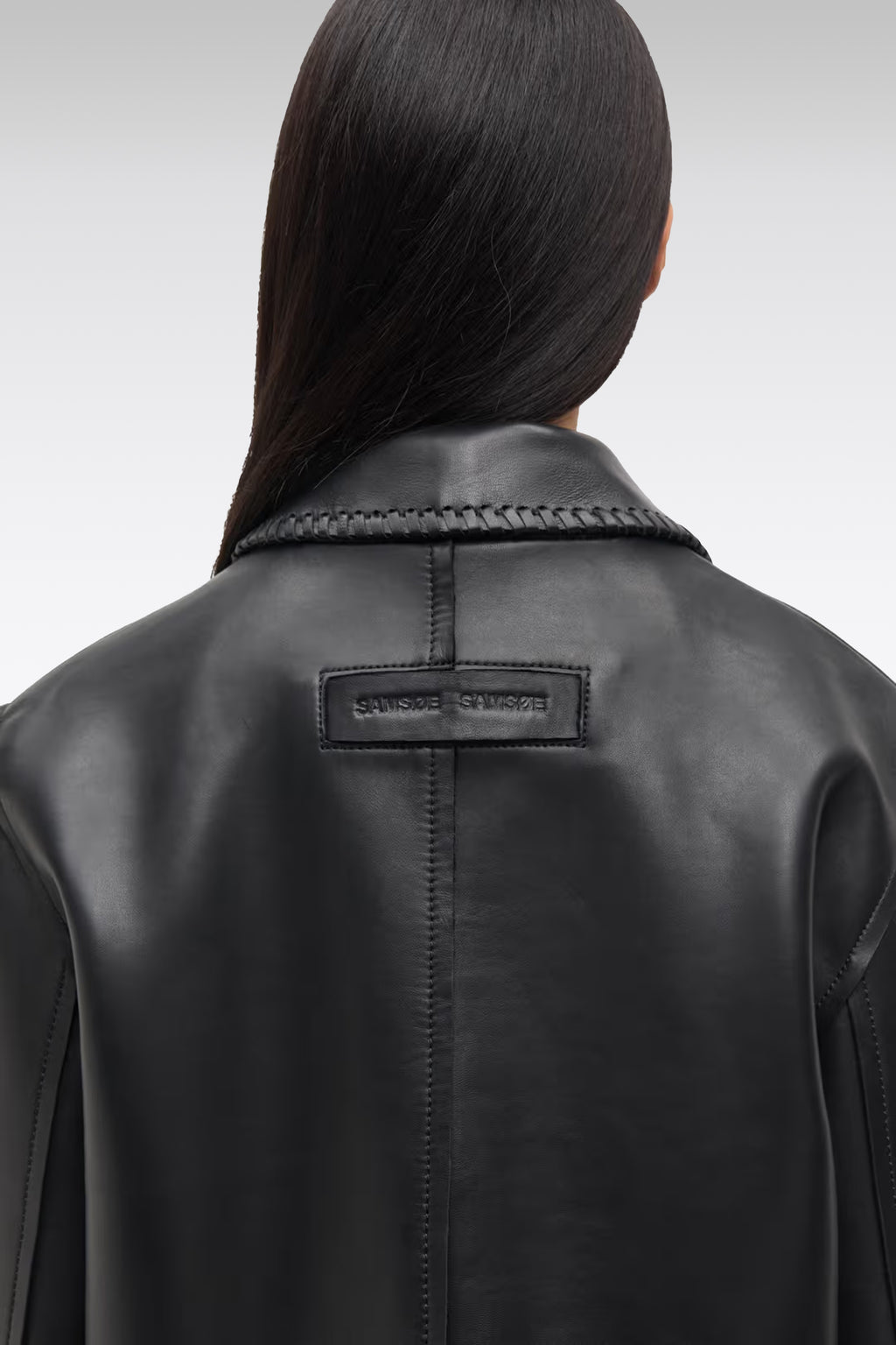 alt-image__Giubbotto-nero-in-pelle-con-intreccio-al-collo---Salylo-Leather-Jacket