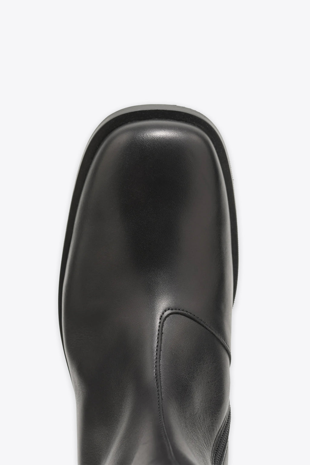 alt-image__Black-leather-ankle-boot---Camion-boot