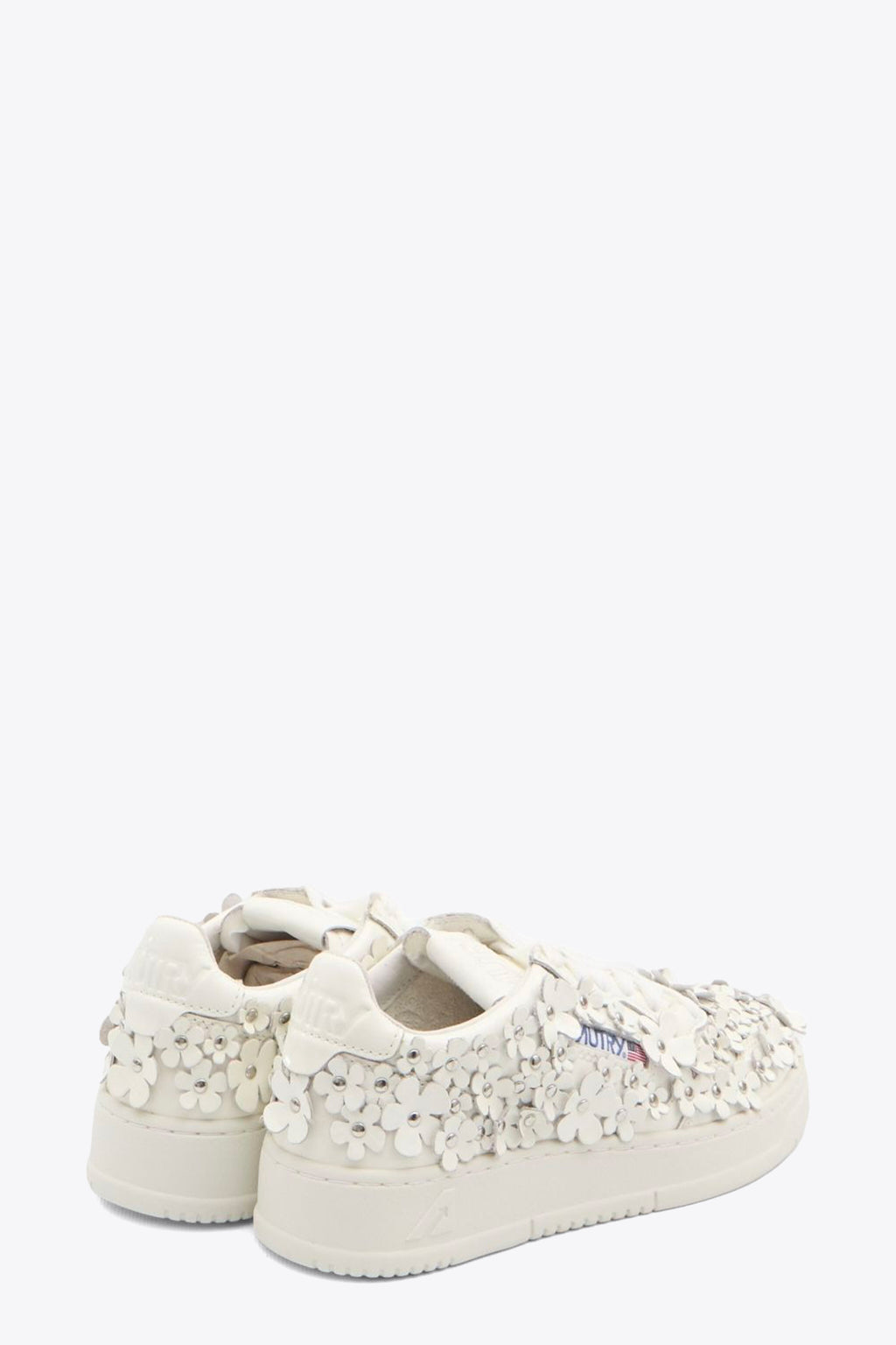 alt-image__Sneaker-bassa-in-pelle-bianca-con-fiori-applicati---Medalist-Low