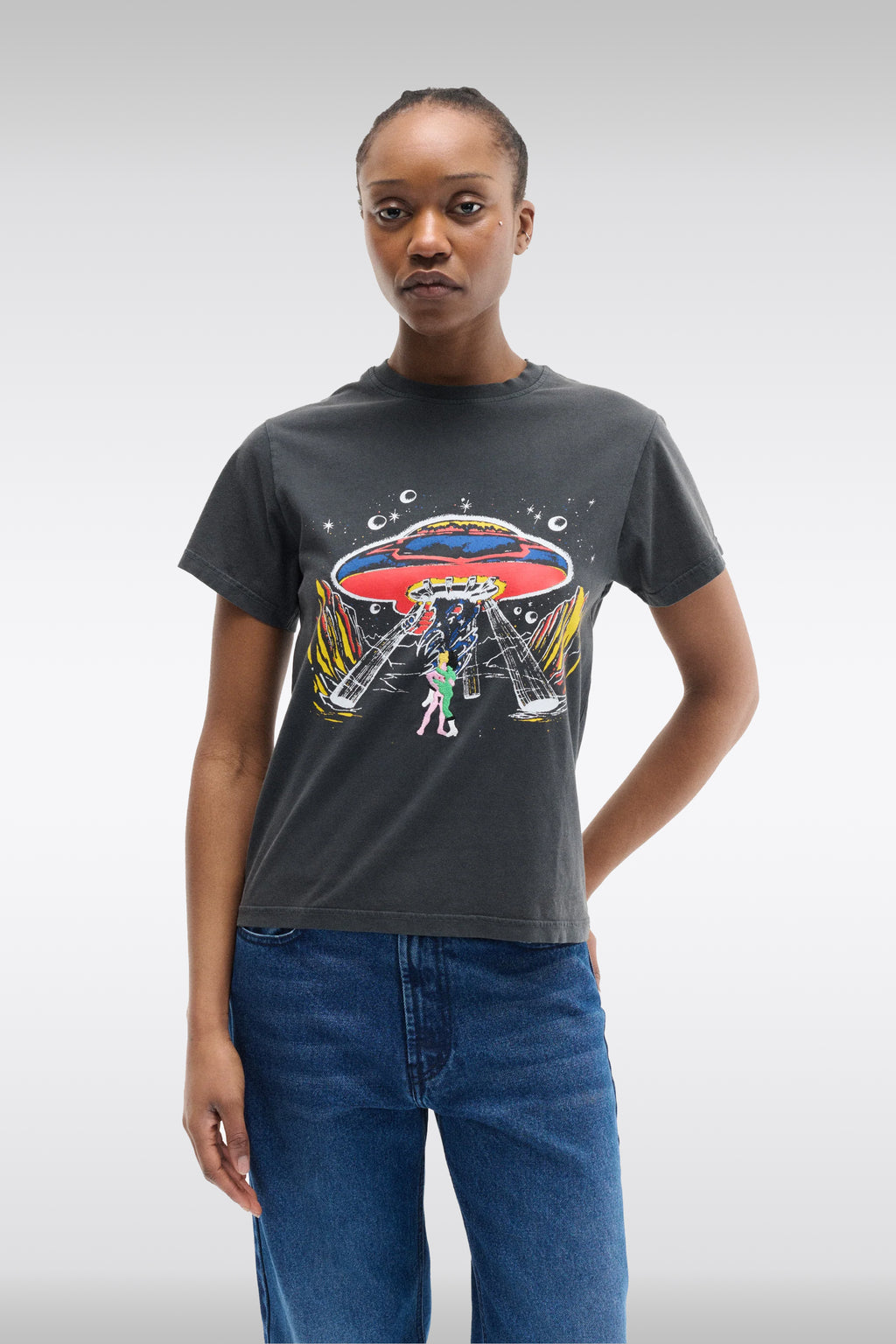 alt-image__ALIEN-AFFECTION-Nero