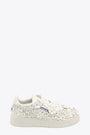 Sneaker bassa in pelle bianca con fiori applicati - Medalist Low 