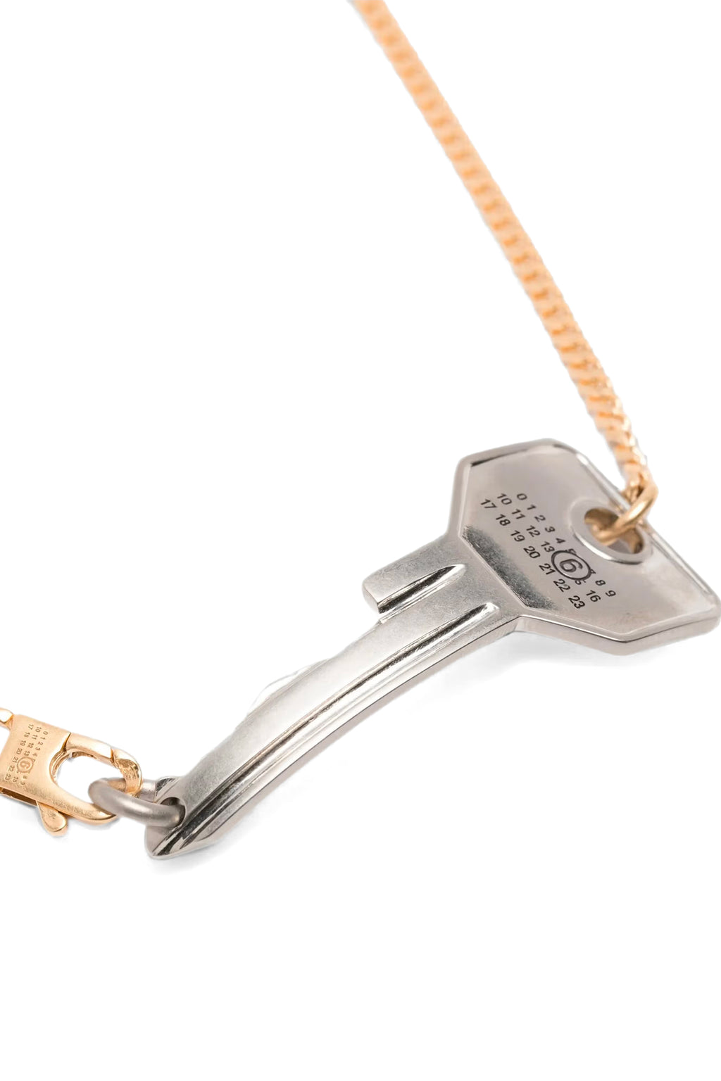 alt-image__P9390-Oro/argento