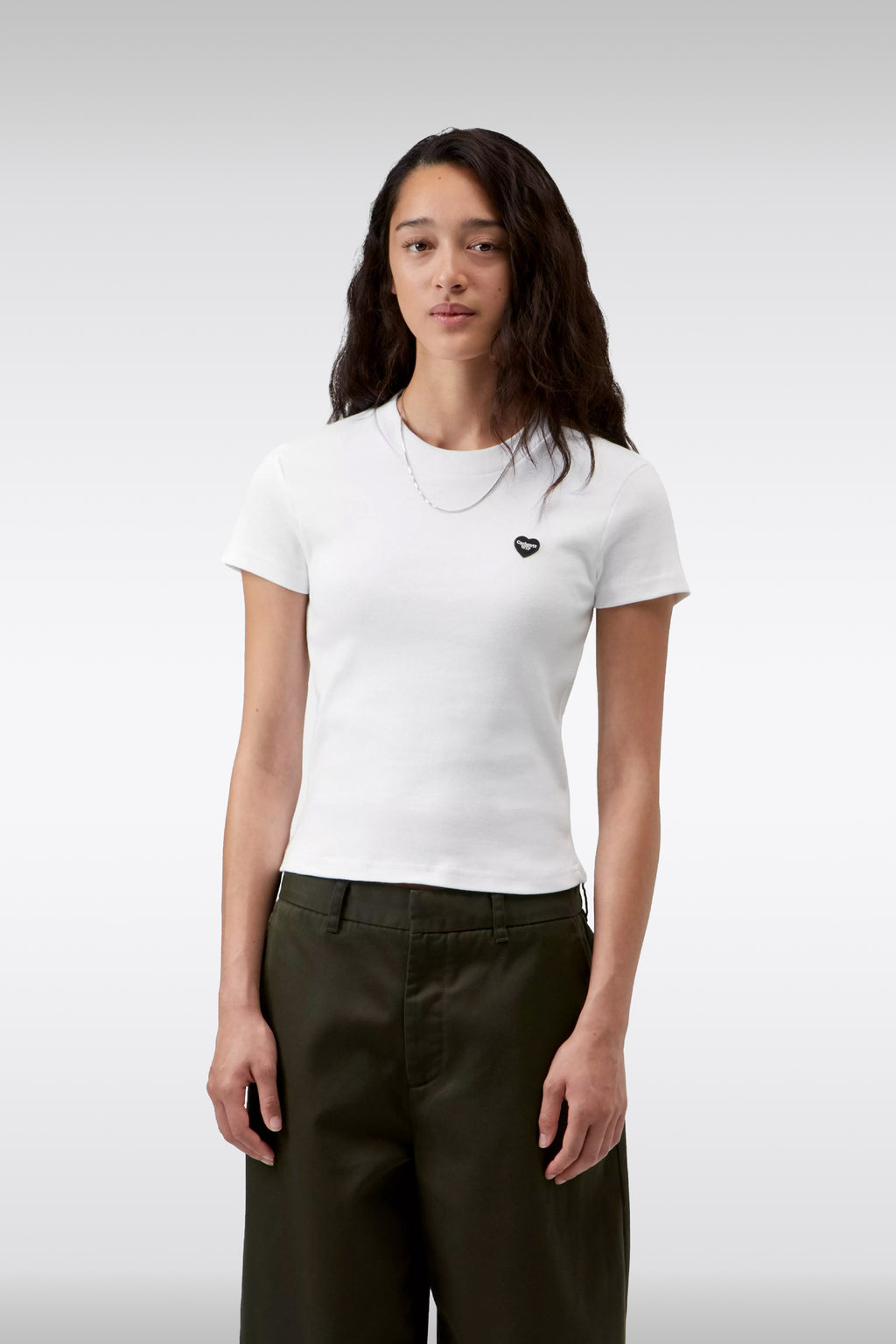 alt-image__W'-S/S-Small-Heart-Patch-T-Shirt-Bianco