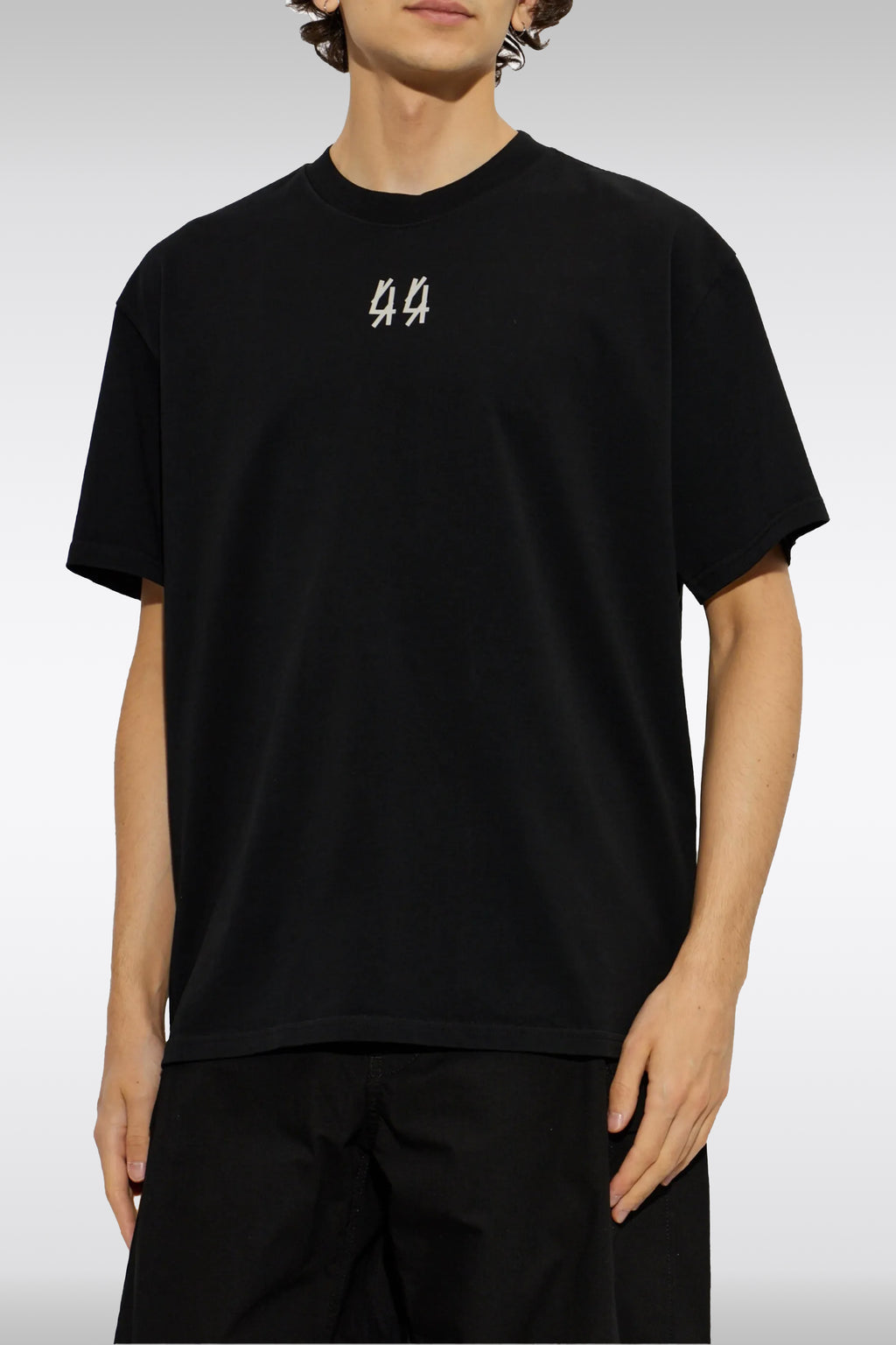 alt-image__T-shirt-nera-in-cotone-con-logo-al-petto-e-sul-retro---44-Slashed-Tee