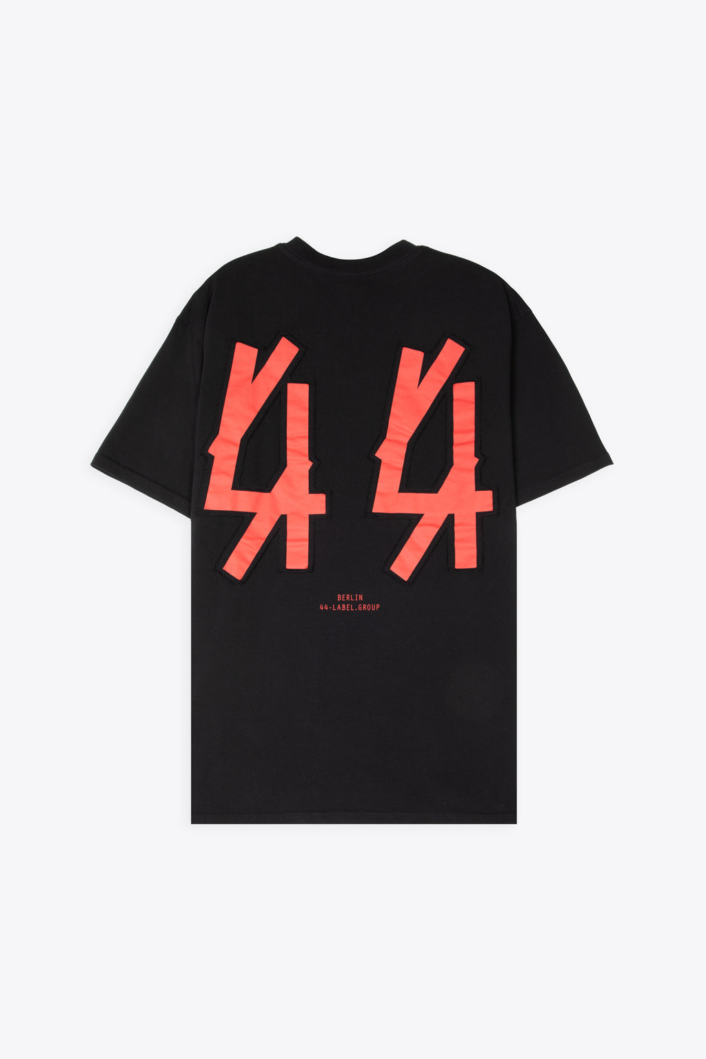 alt-image__Black-cotton-t-shirt-with-front-logo-embroidery-and-back-patch---Classic-Patch-Tee