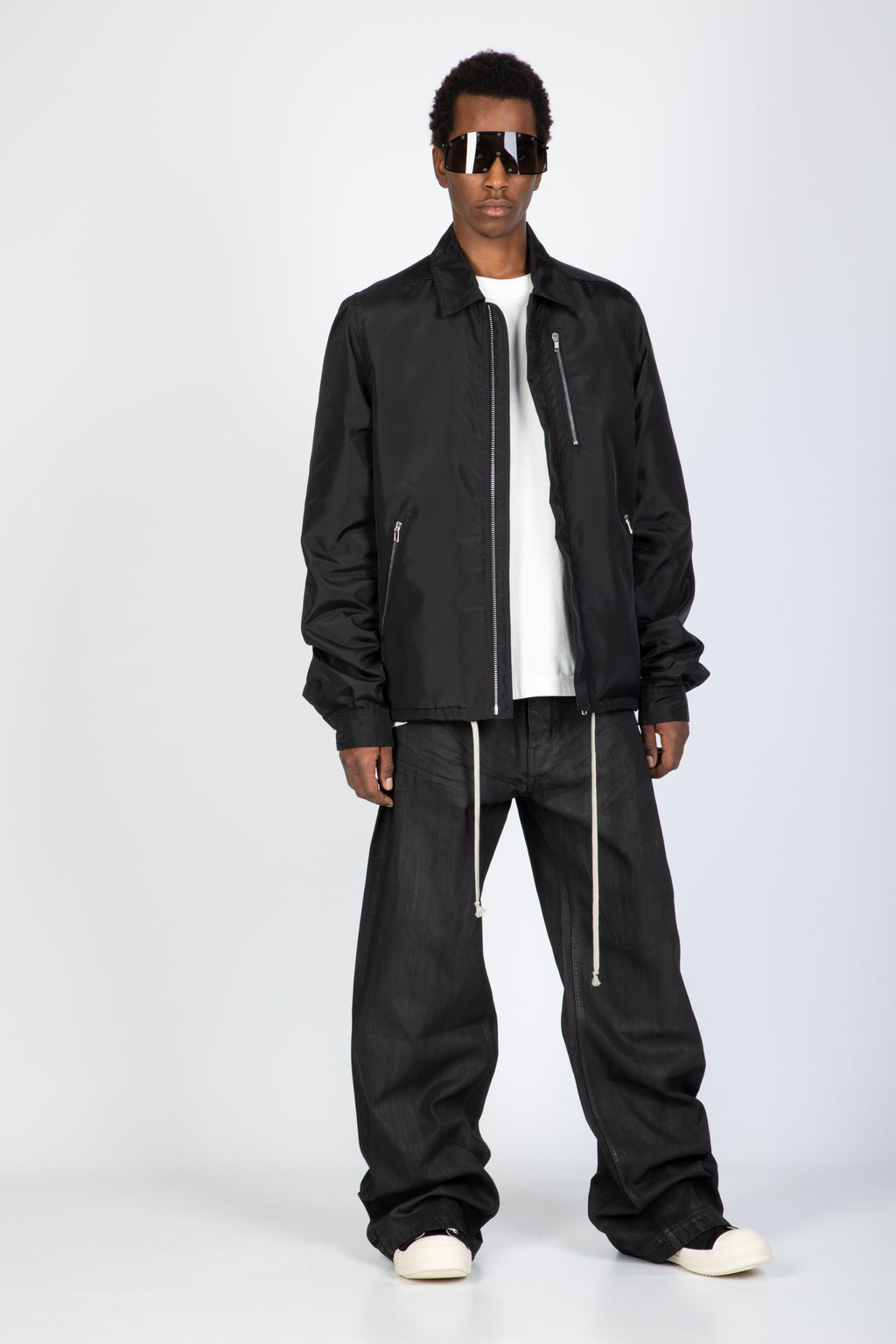 alt-image__Giacca-nera-in-nylon-con-zip-in-metallo-e-tasche---Concealed-Zipfront-Jkt