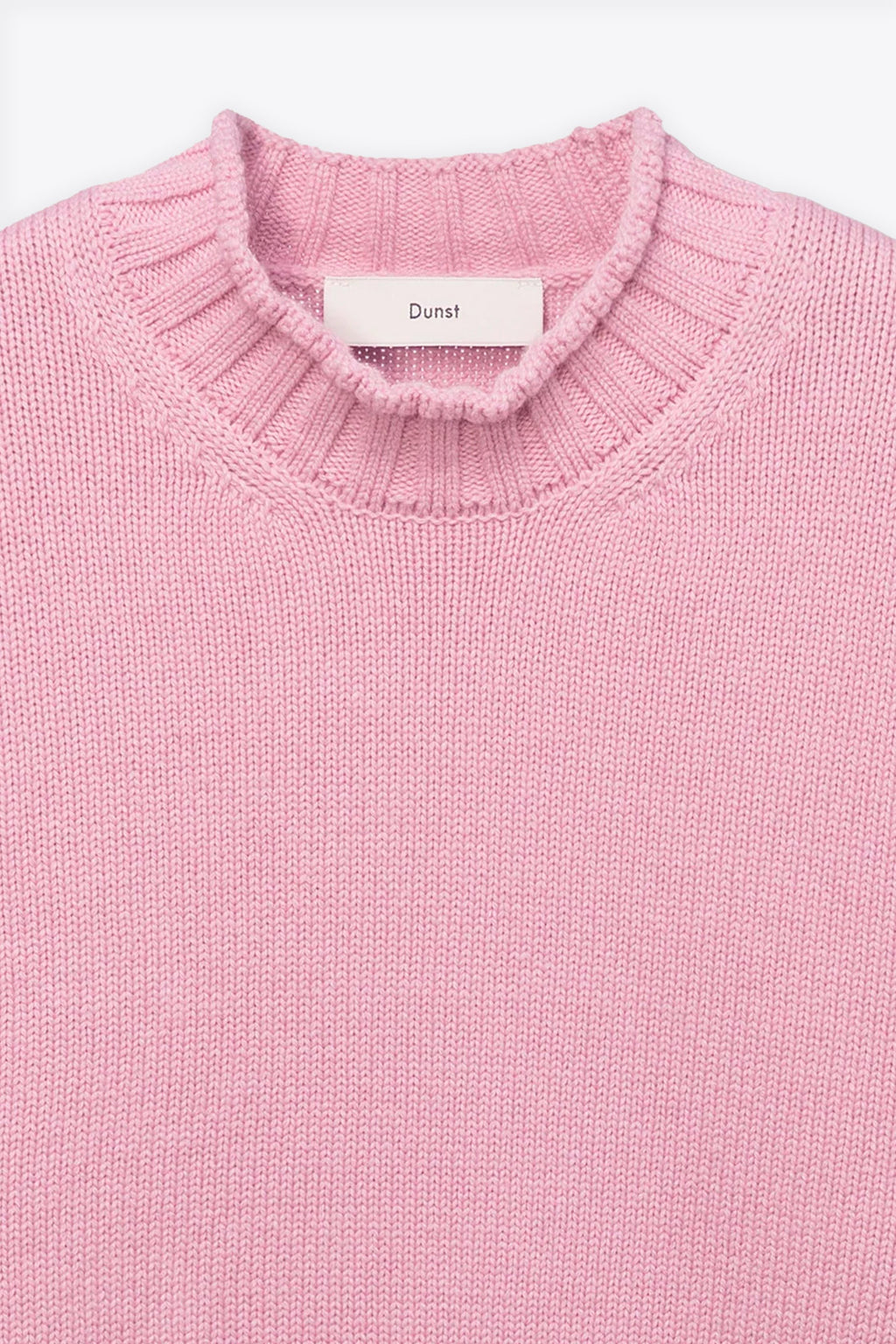 alt-image__UNISEX-CHUNKY-ROLL-NECK-SWEATER-Rosa-chiaro