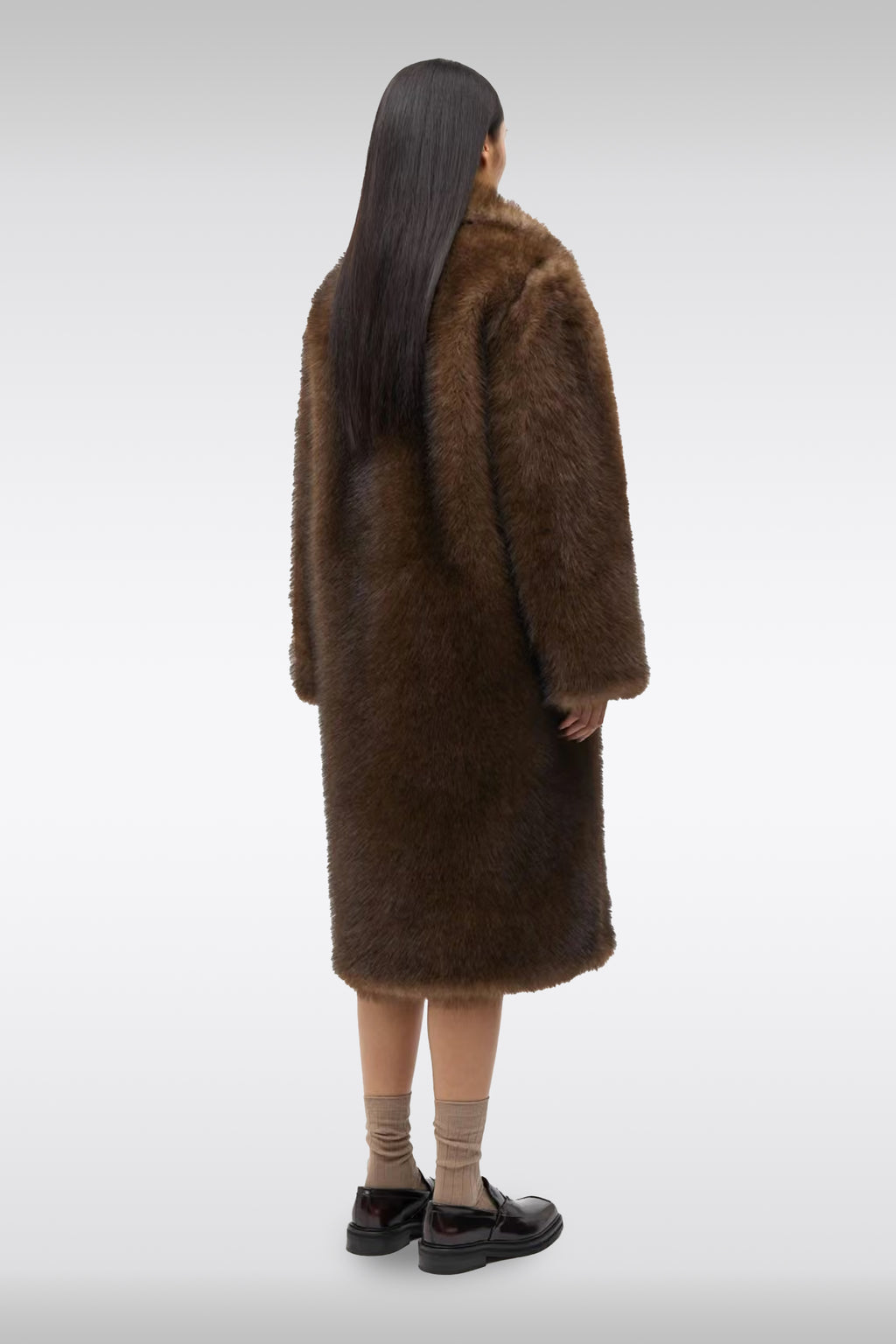 alt-image__Cappotto-in-pelliccia-ecologica-marrone---Salyllo-Coat