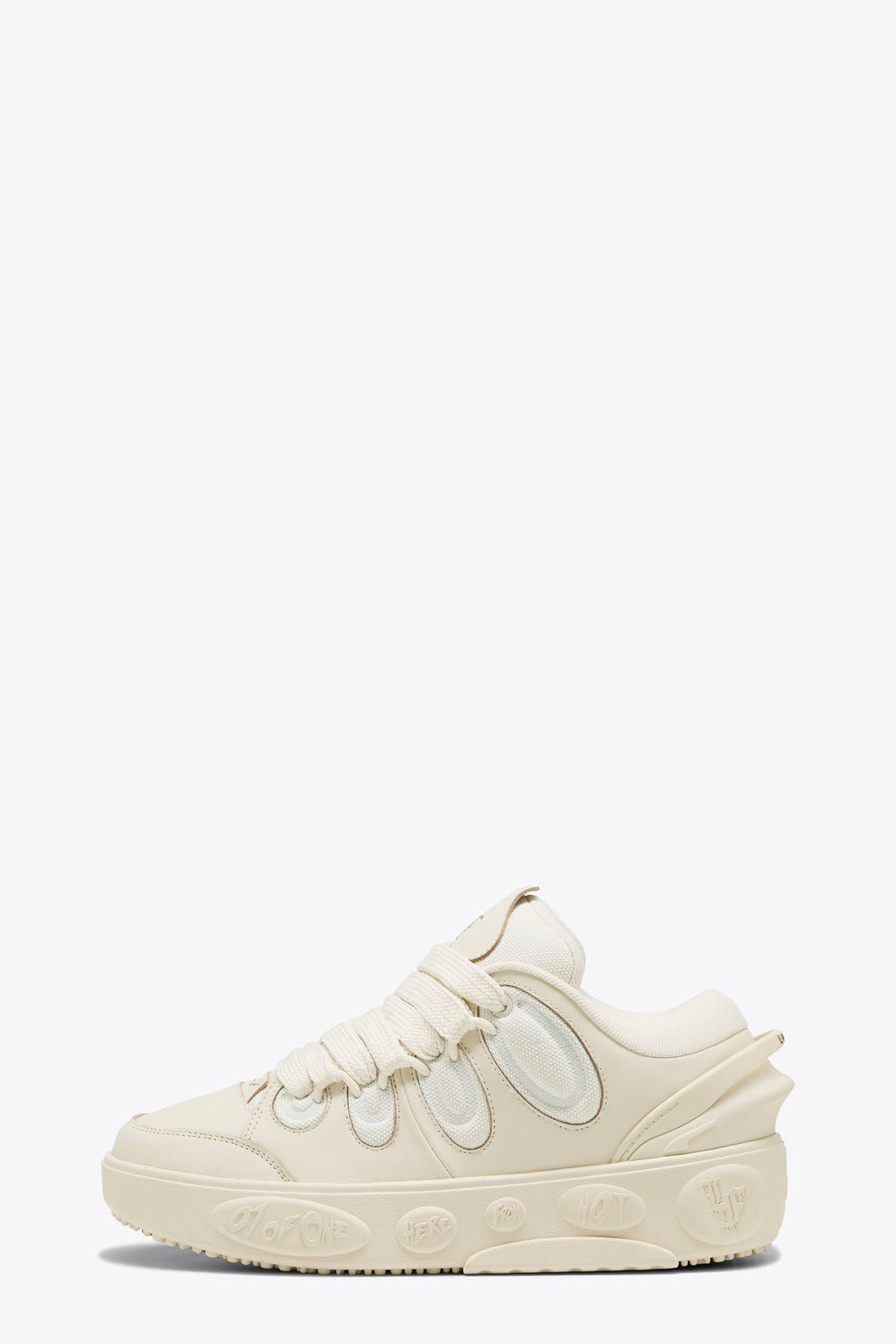 alt-image__Sneaker-bassa-in-pelle-panna---La-France-Moment