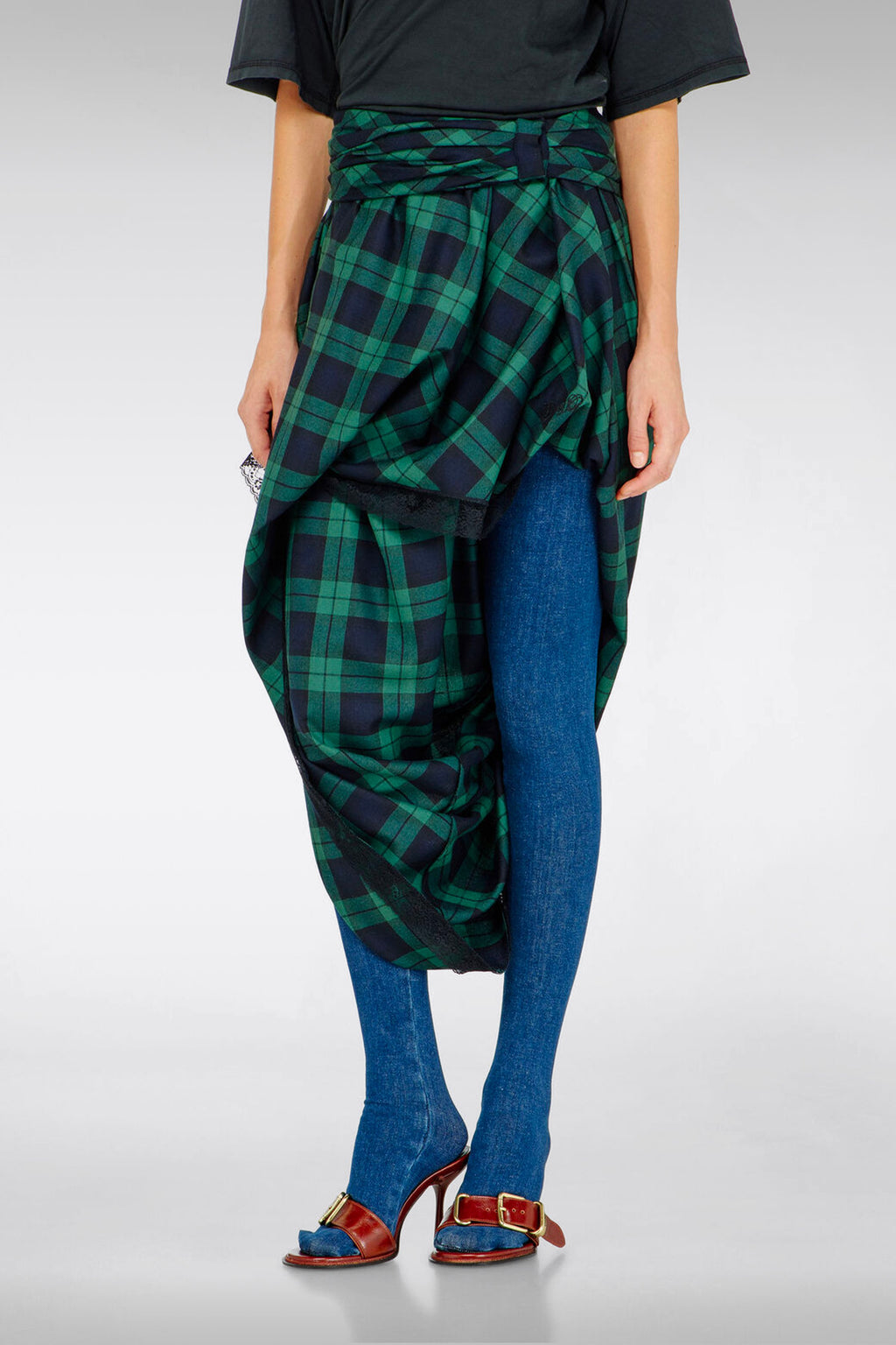 alt-image__O-WINNY-GONNA-Nero/verde