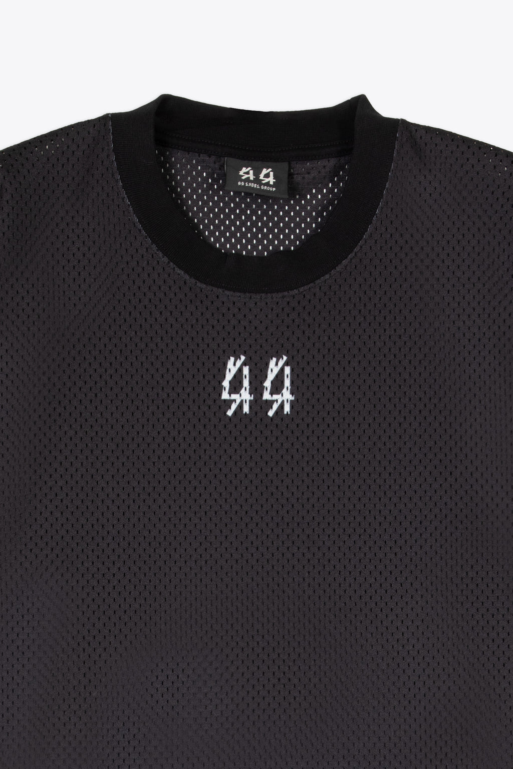 alt-image__T-shirt-nera-in-mesh-con-logo-stampato-in-bianco---Soccer-Tee