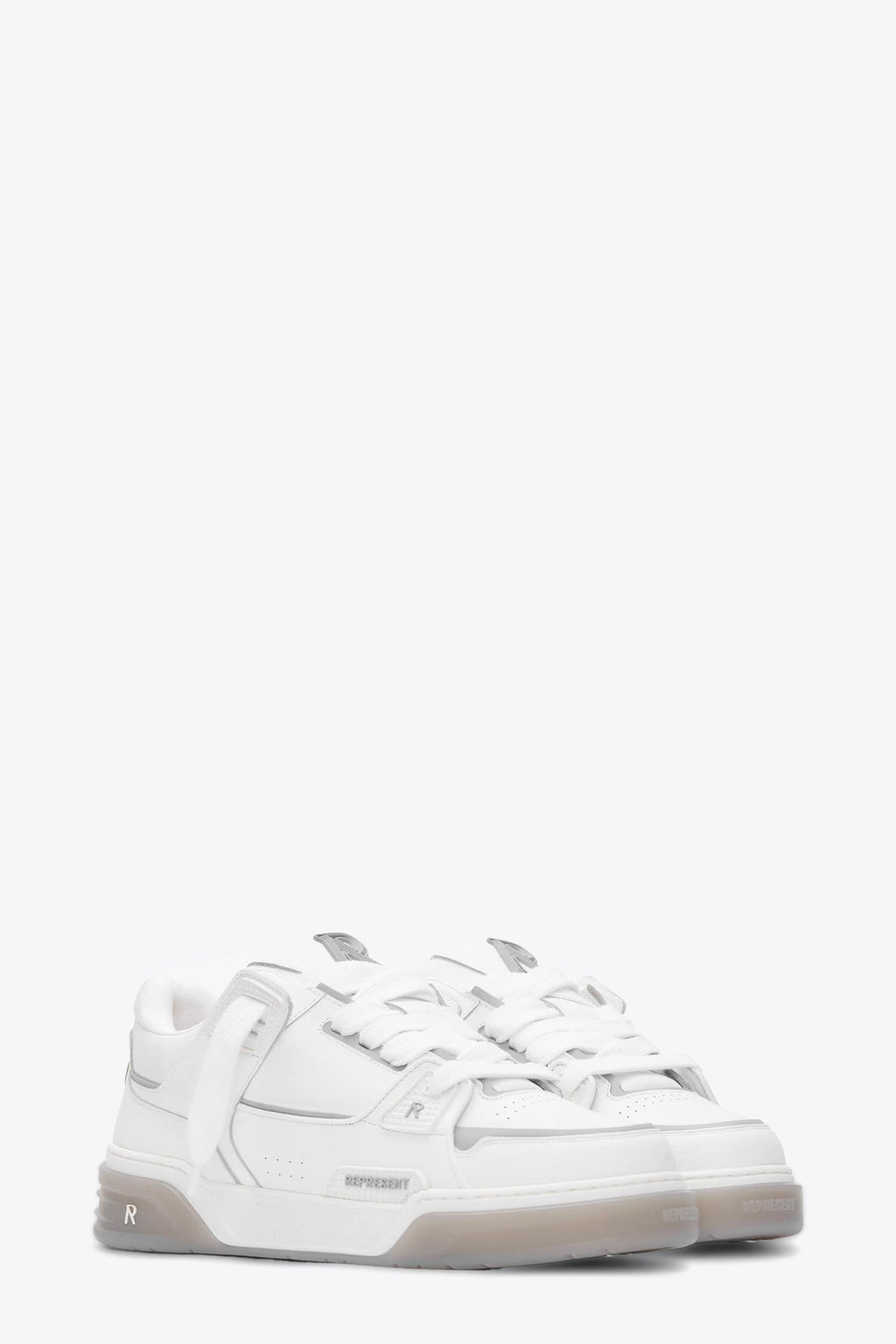 alt-image__Sneaker-bassa-in-pelle-bianca-con-lacci-grossi---Studio-Sneaker