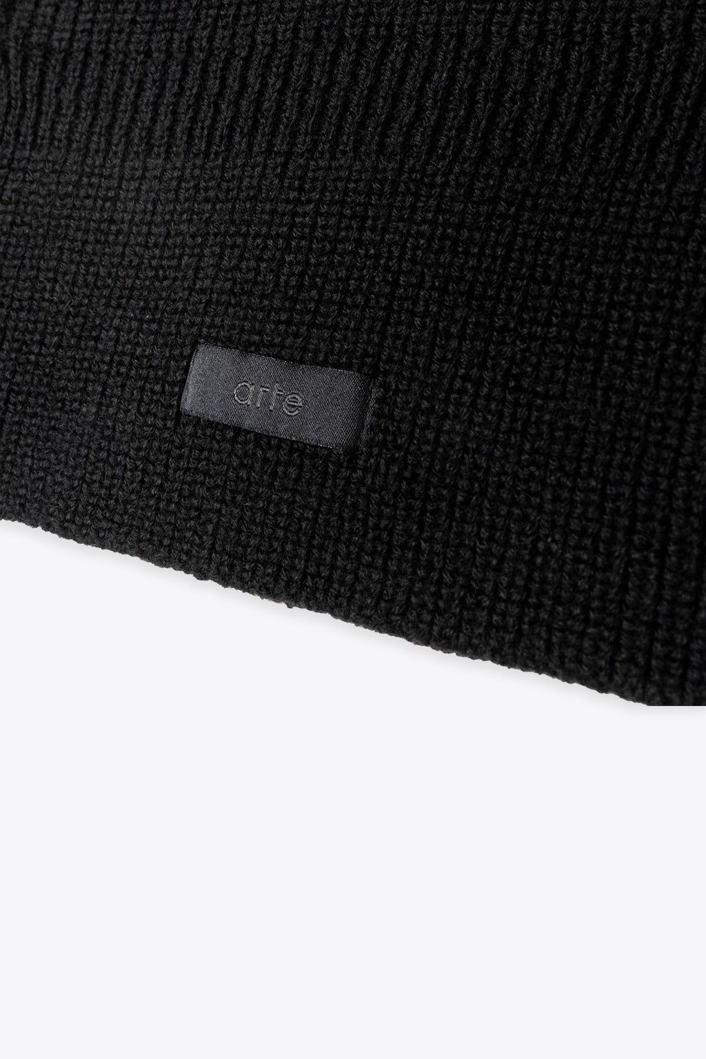 alt-image__KNITTED-BALACLAVA-Nero