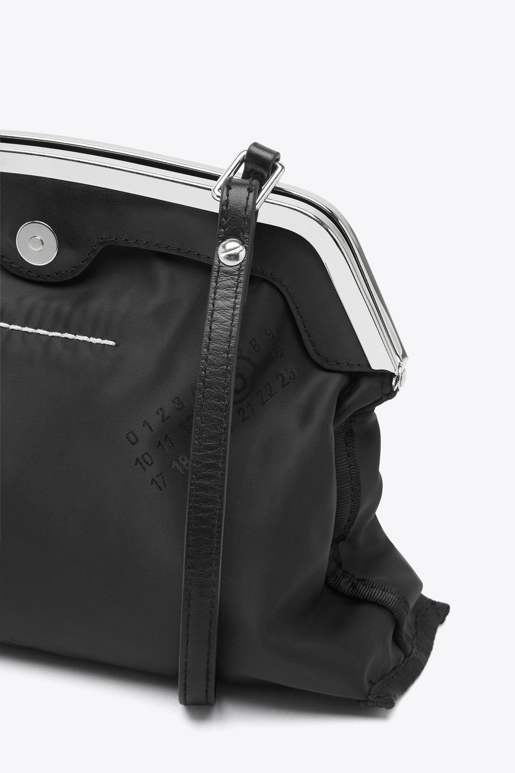 alt-image__P8503-Nero