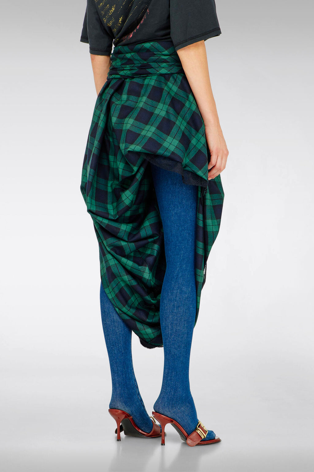 alt-image__O-WINNY-GONNA-Nero/verde
