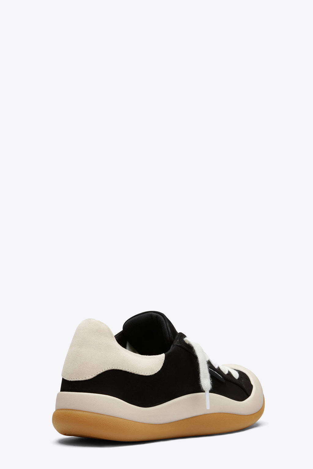 alt-image__Sneaker-chunky-bassa-nera-in-suede-con-lacci---Squish-Sneaker