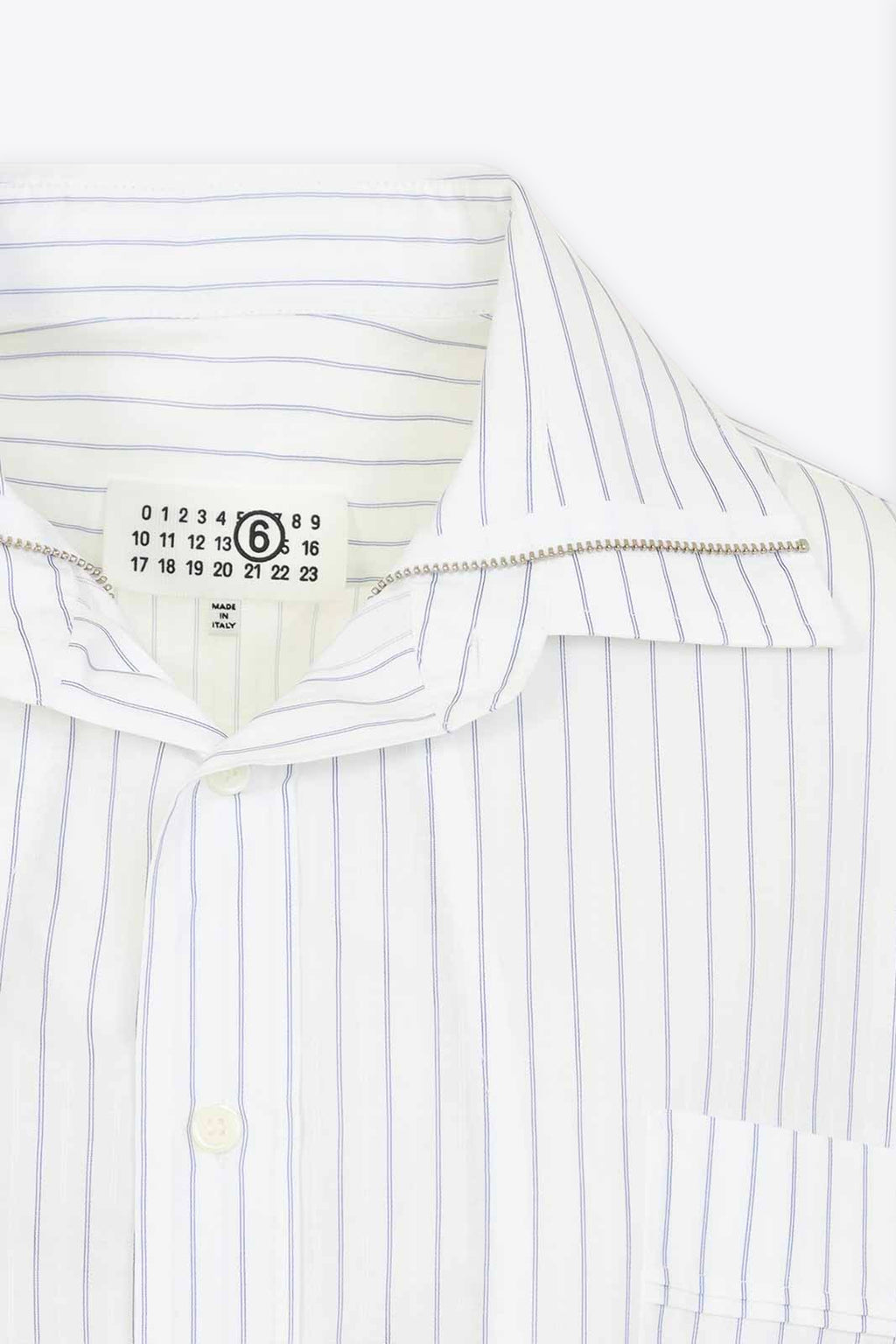 alt-image__Camicia-oversize-bianca-a-righe-azzurre-con-zip-e-bottoni
