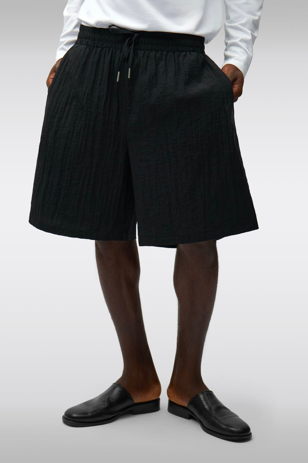 alt-image__Shorts-in-nylon-traspirante-nero-con-coulisse---Mesh-Shorts