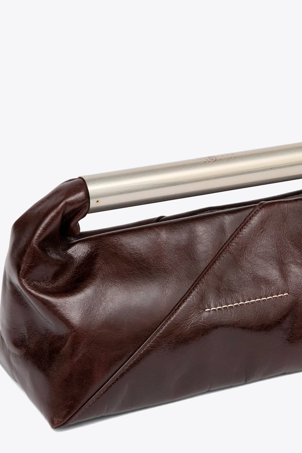 alt-image__Borsa-Japanese-rettangolare-in-pelle-vernicita-marrone-con-manico-in-metallo