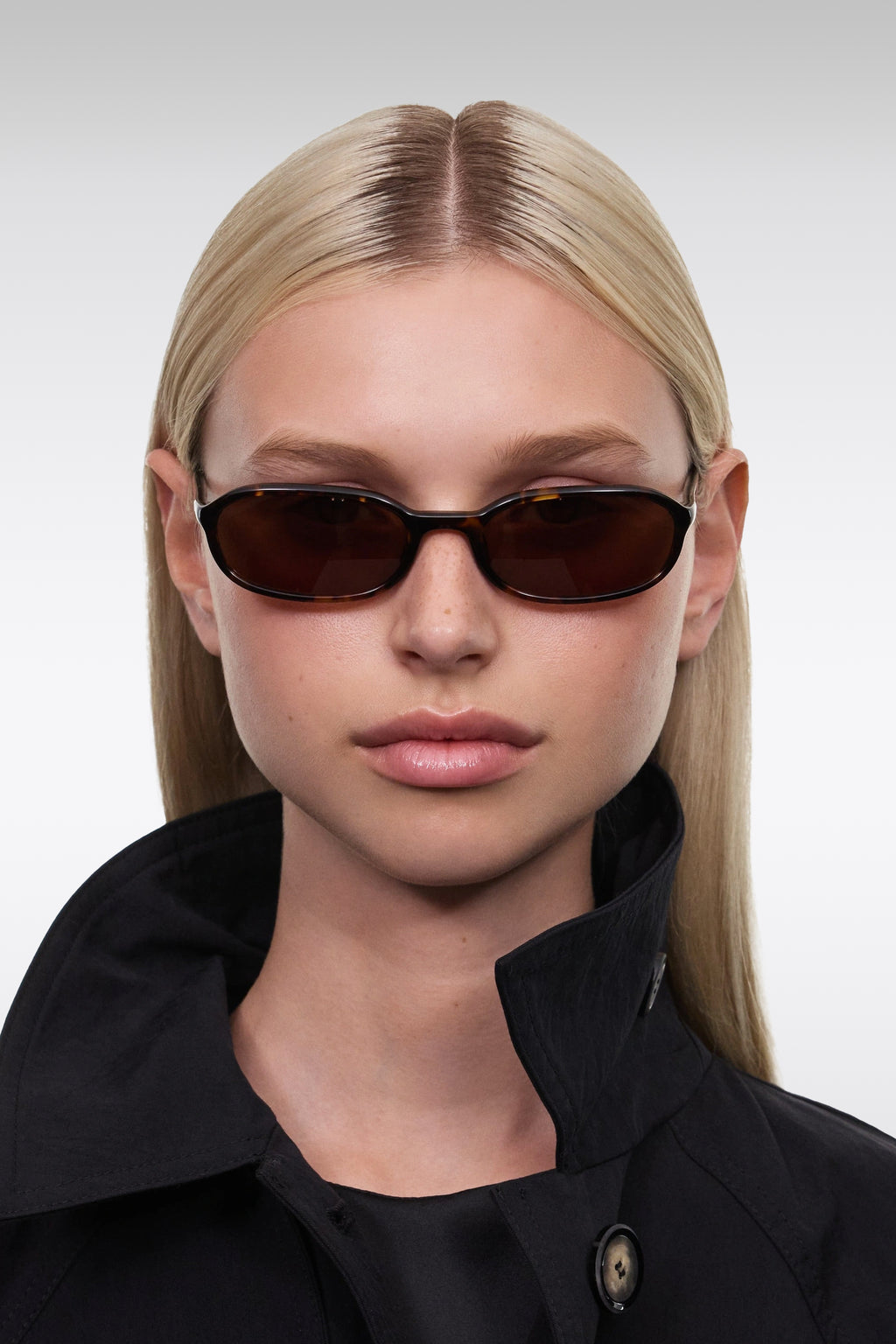 alt-image__Handcrafted-brown-tortoise-acetate-oval-sunglasses---Edith