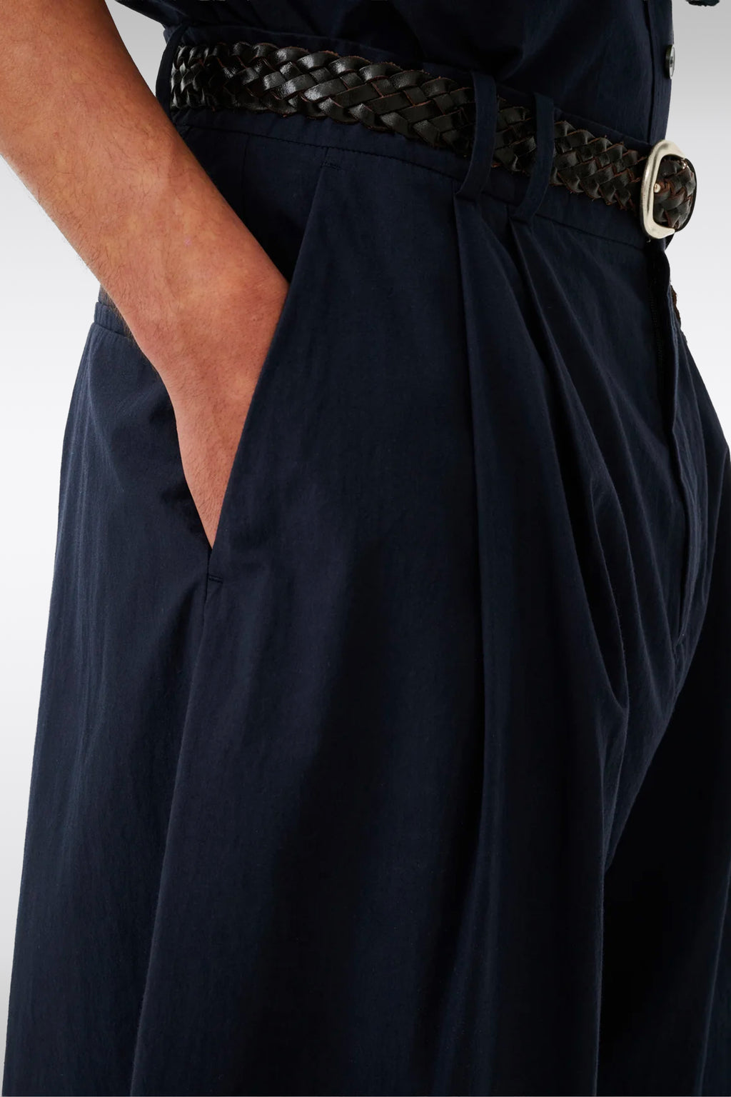 alt-image__Pantalone-baggy-in-popeline-di-cotone-blu-con-doppia-pince---Line