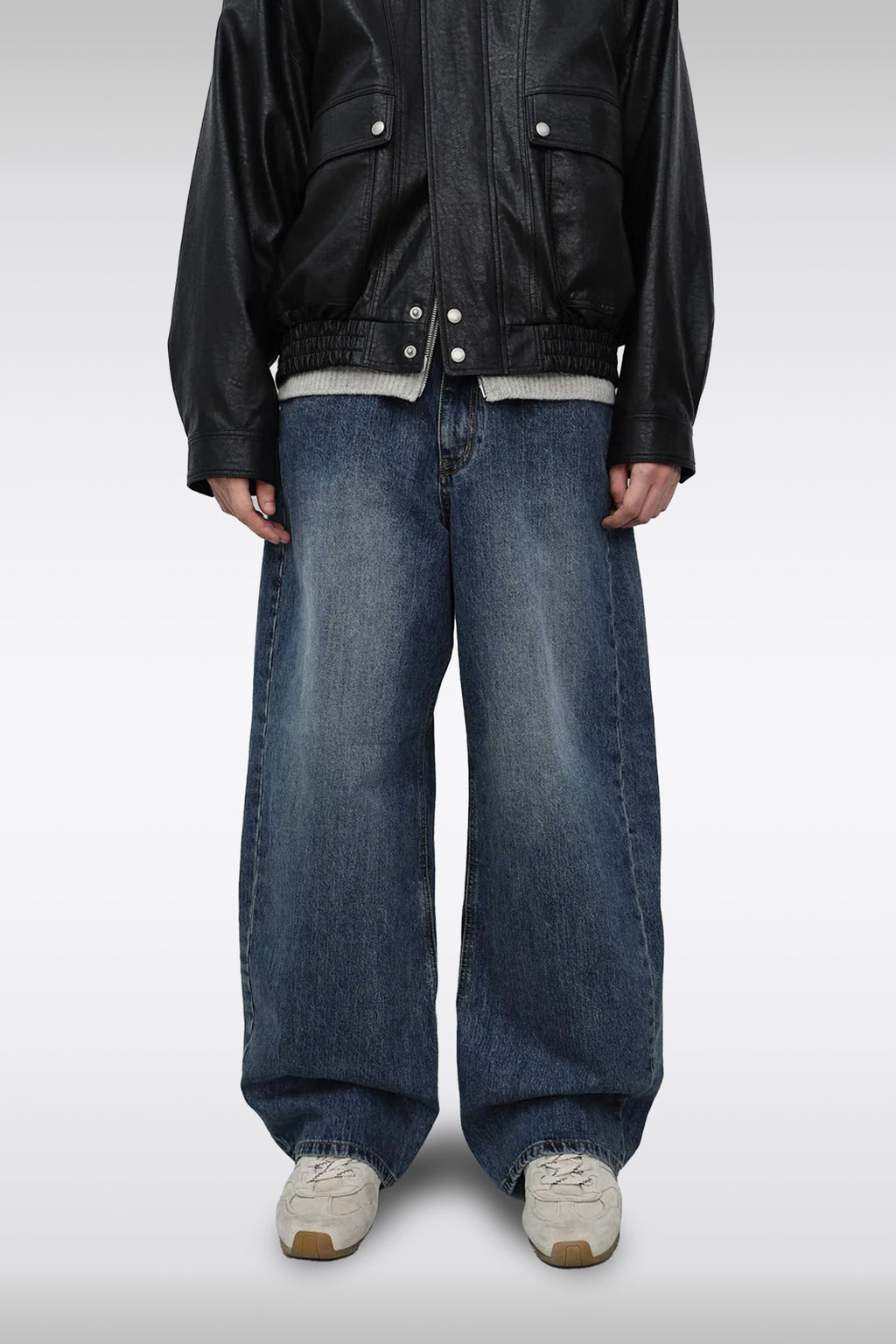 alt-image__Jeans-baggy-in-denim-blu-medio-stonewashed-con-gamba-curva---Relaxed-Curved-Jeans