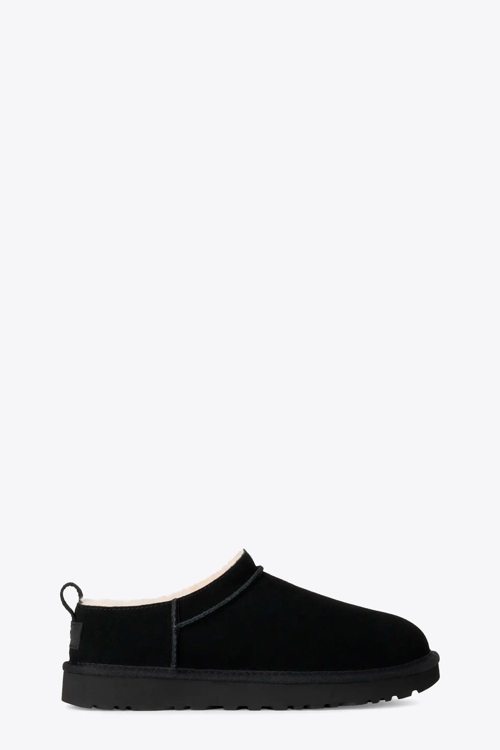 alt-image__Scarpa-nera-in-camoscio---Classic-Micro