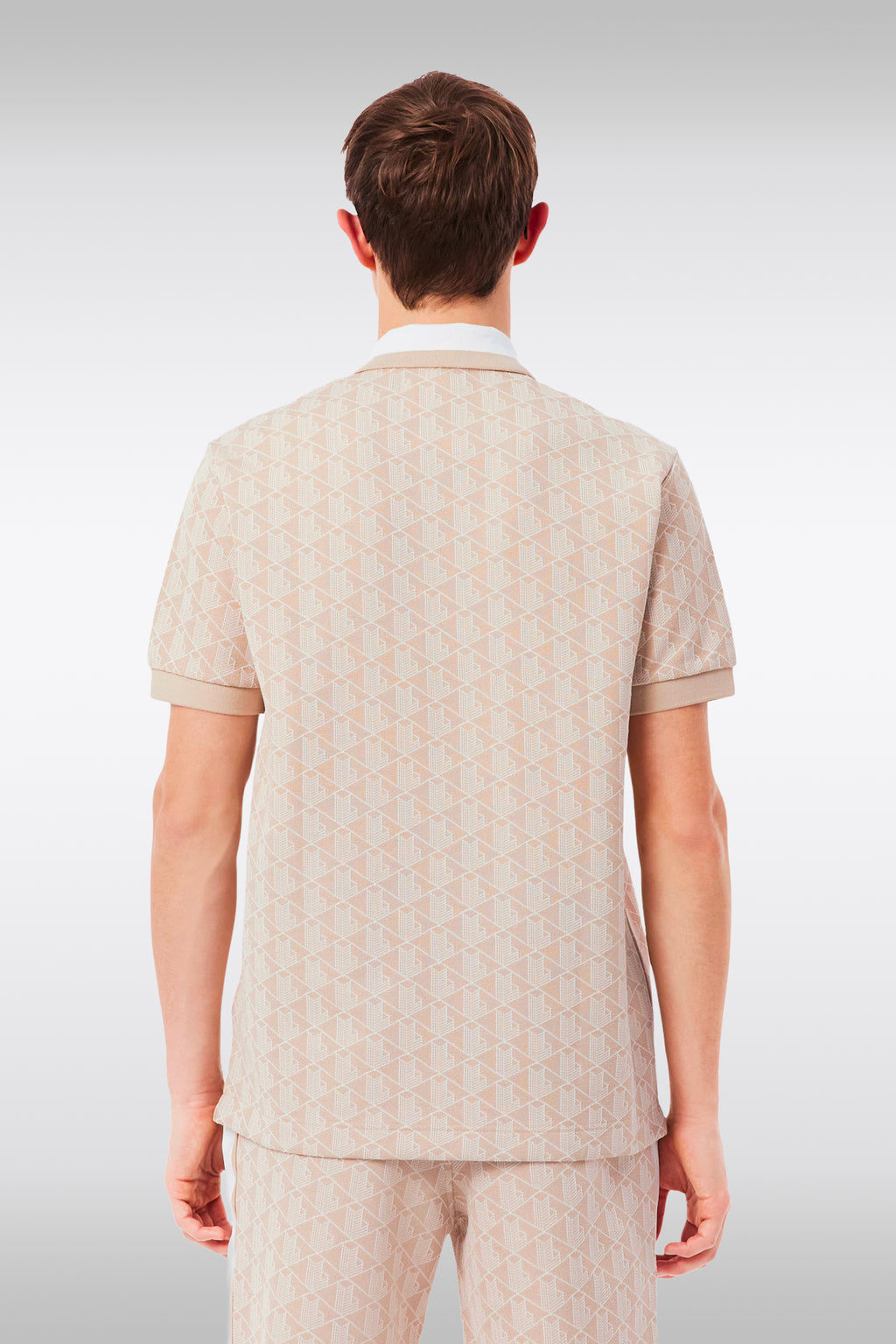 alt-image__Polo-beige-con-motivo-jacquard-monogram-con-maniche-corte