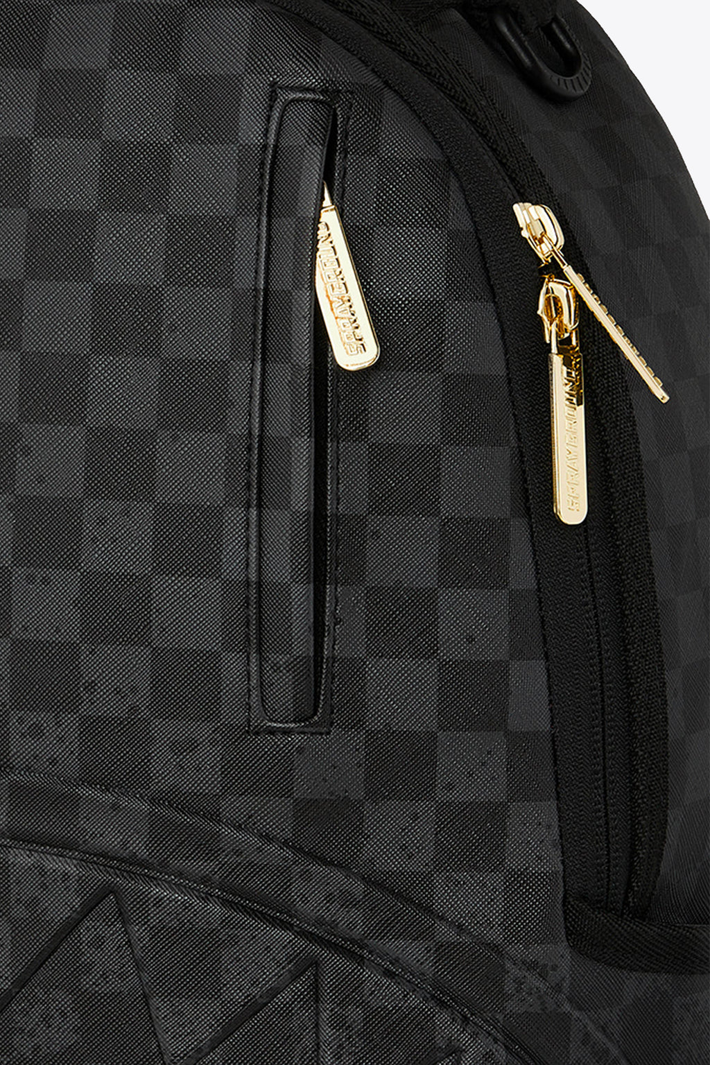 alt-image__Zaino-in-pvc-nero-a-scacchi-con-bocca-shark---Spritz-Black-Backpack