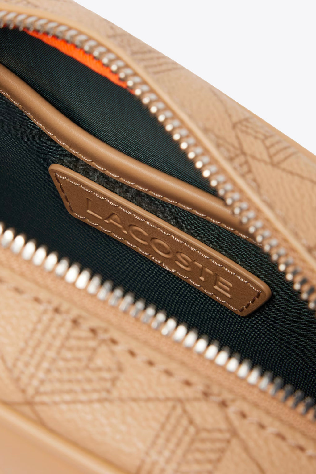 alt-image__Borsa-piccola-in-ecopelle-beige-con-stampa-monogram-e-tracolla-rimovibile