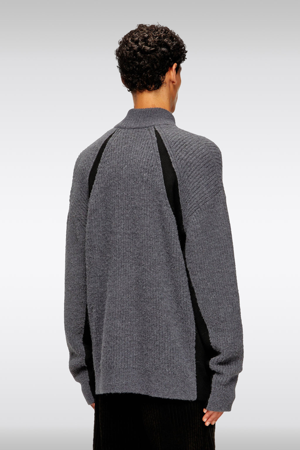 alt-image__Pullover-grigio-in-lana-d'alpaca-a-coste-con-inserti-neri---K-Lollo-Tn