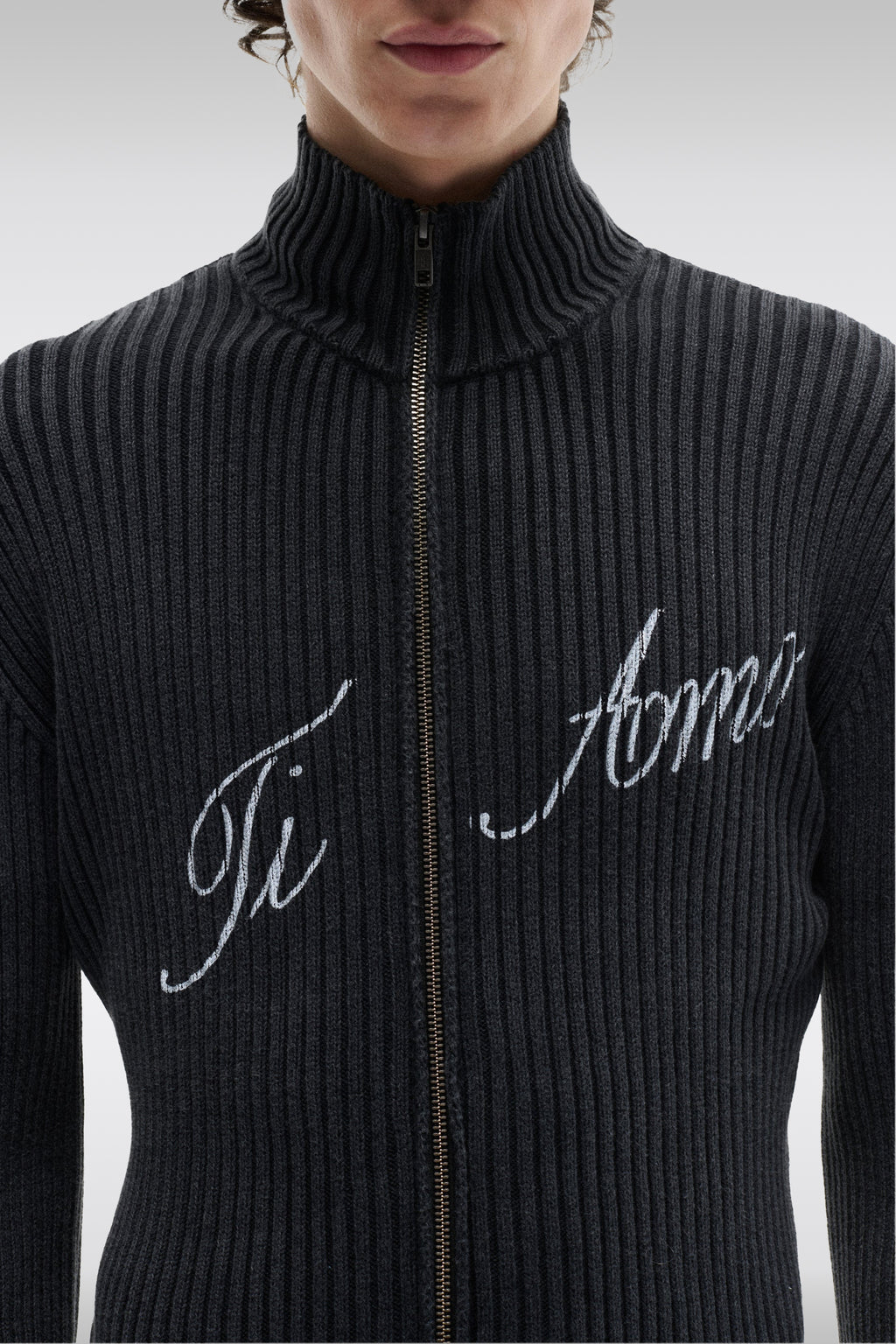 alt-image__TELL-ME-TI-AMO-Nero