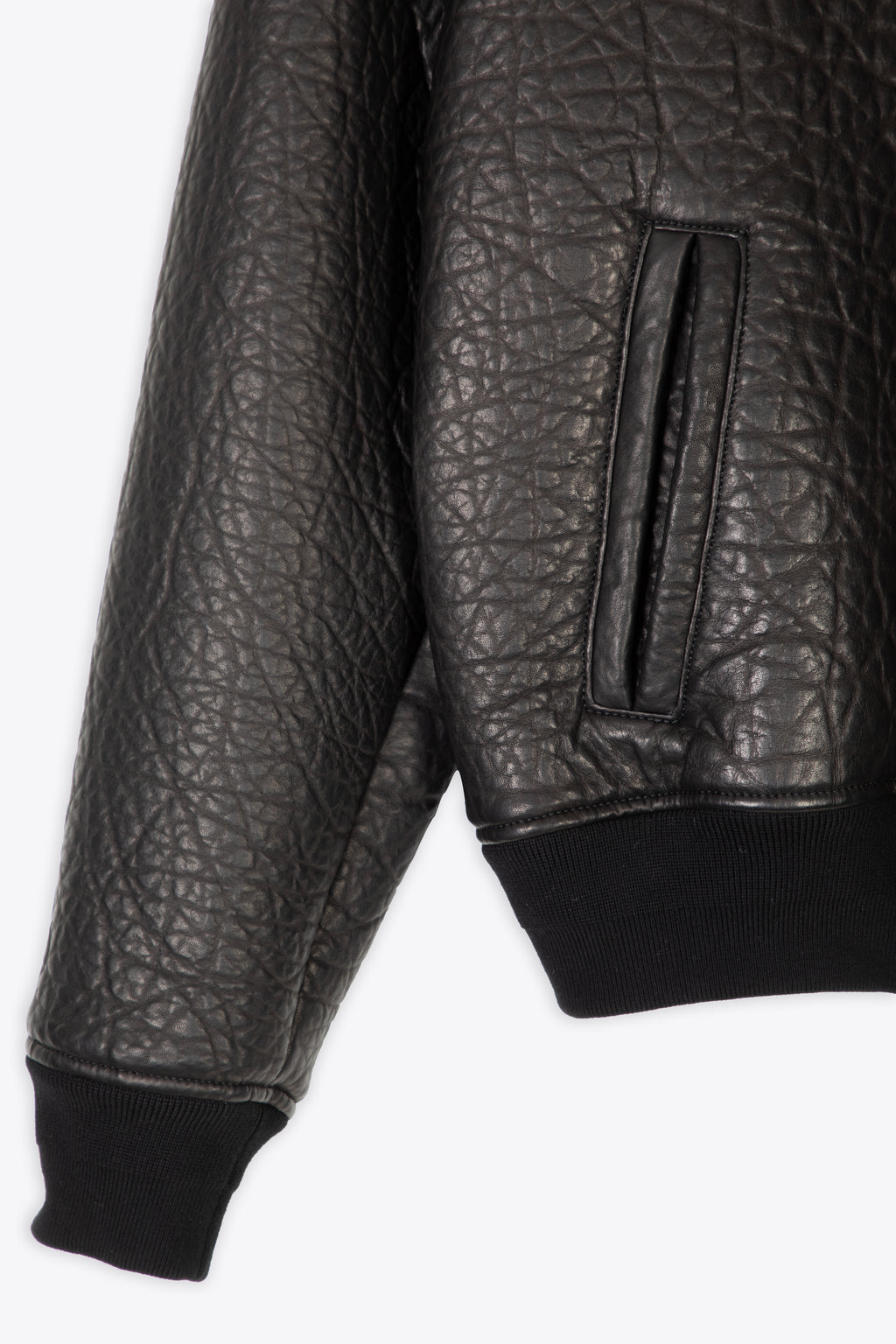 alt-image__Bomber-nero-relaxed-fit-in-pelle-stropicciata---Eglo-Bomber
