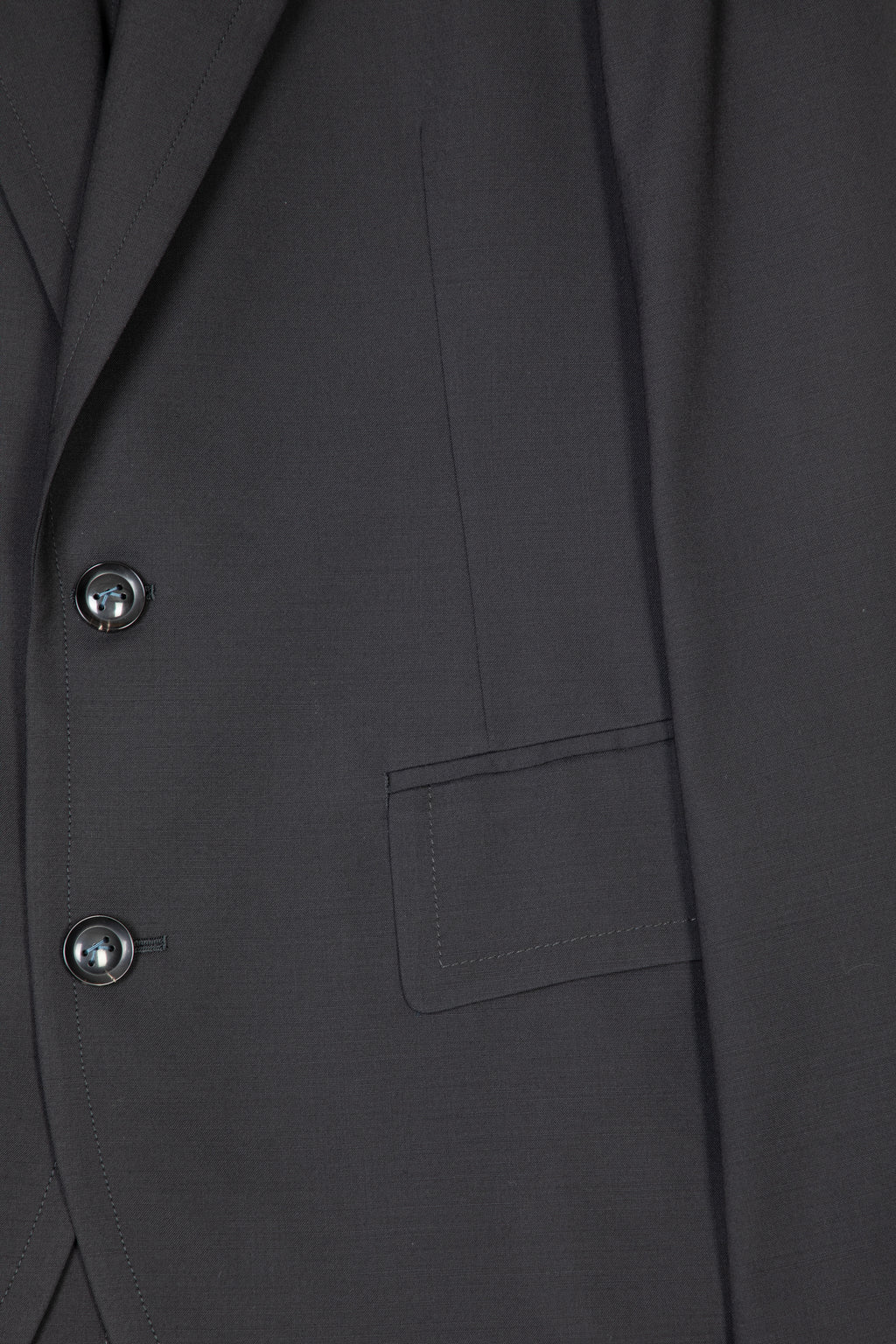 alt-image__Giacca-sartoriale-oversize-in-lana-tecnica-nera-con-due-bottoni