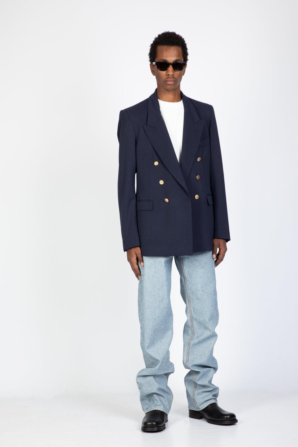 alt-image__Navy-blue-double-breasted-blazer-with-gold-metal-buttons